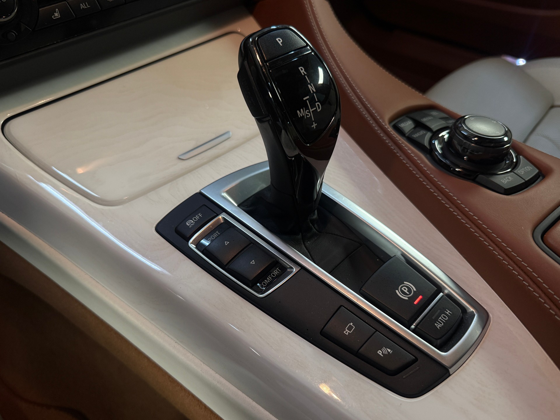 BMW 640d Gran Coupé xDrive-image-12