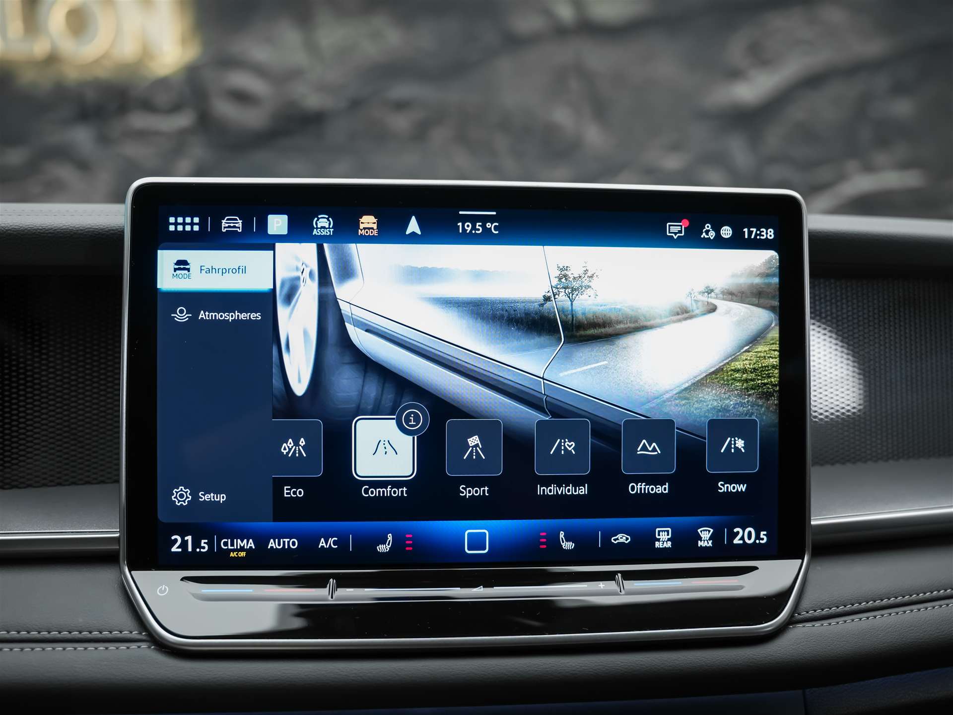 VW Tayron 2.0 TDI SCR Elegance DSG 4motion *7 Sitze*360° Kamera*AHK*Assistenzpaket*-image-32