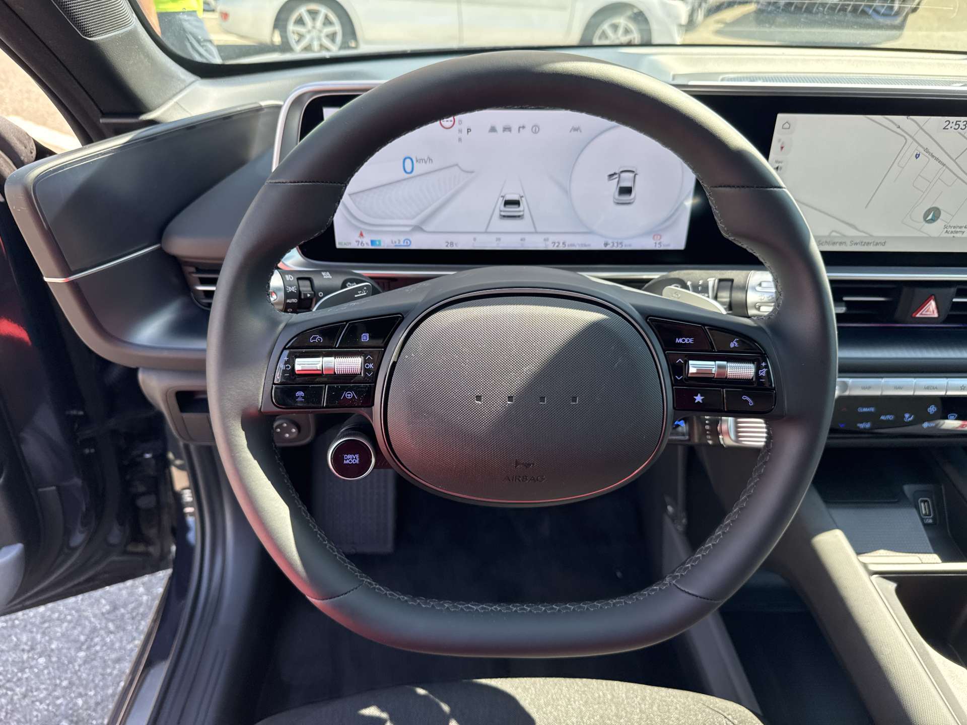 HYUNDAI Ioniq 6 77kWh Plus Line 325PS 4WD Automat-image-15