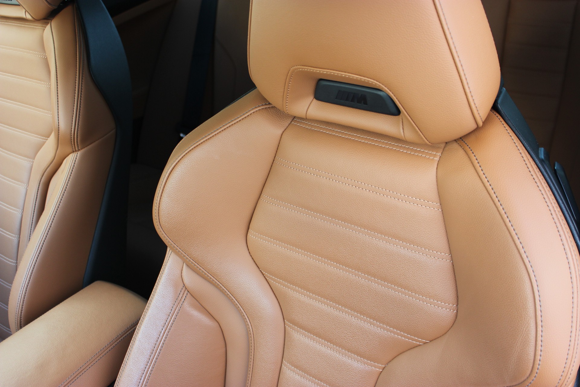 BMW M240i xDrive *BROOKLYN GRAU METALLIC*-image-9