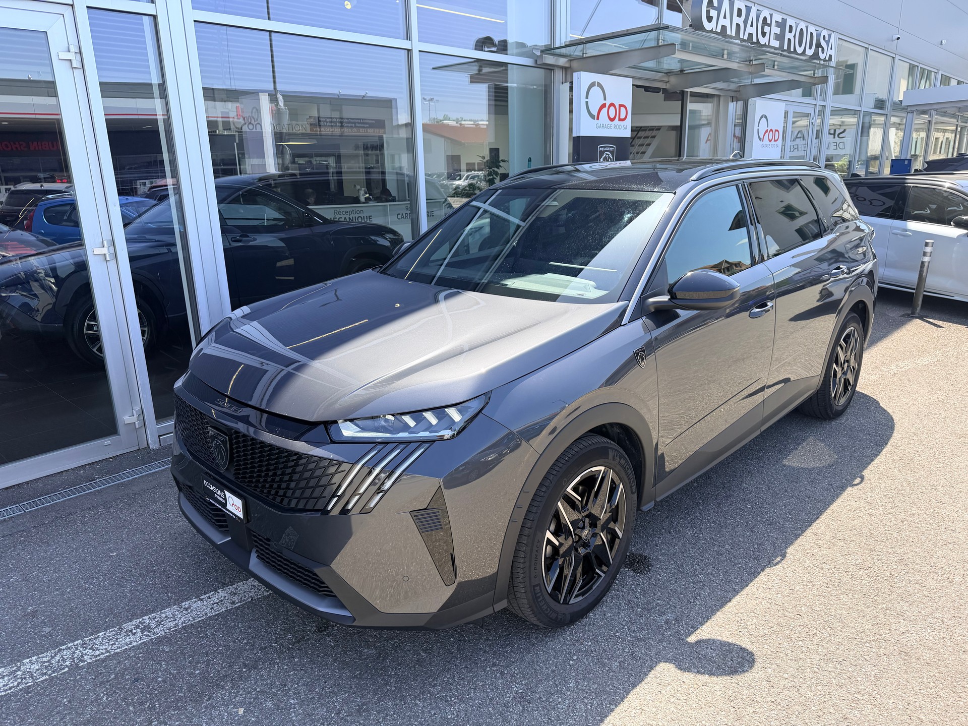 PEUGEOT 5008 145 Hybrid e-DCS6 GT