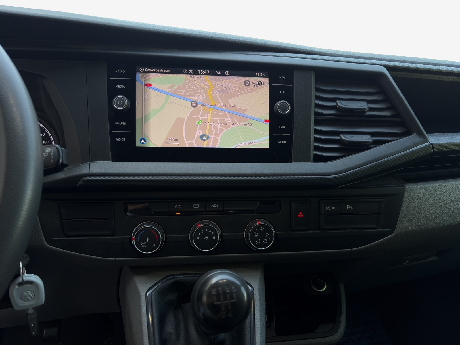 VW T6.1 2.0 TDI-image-10