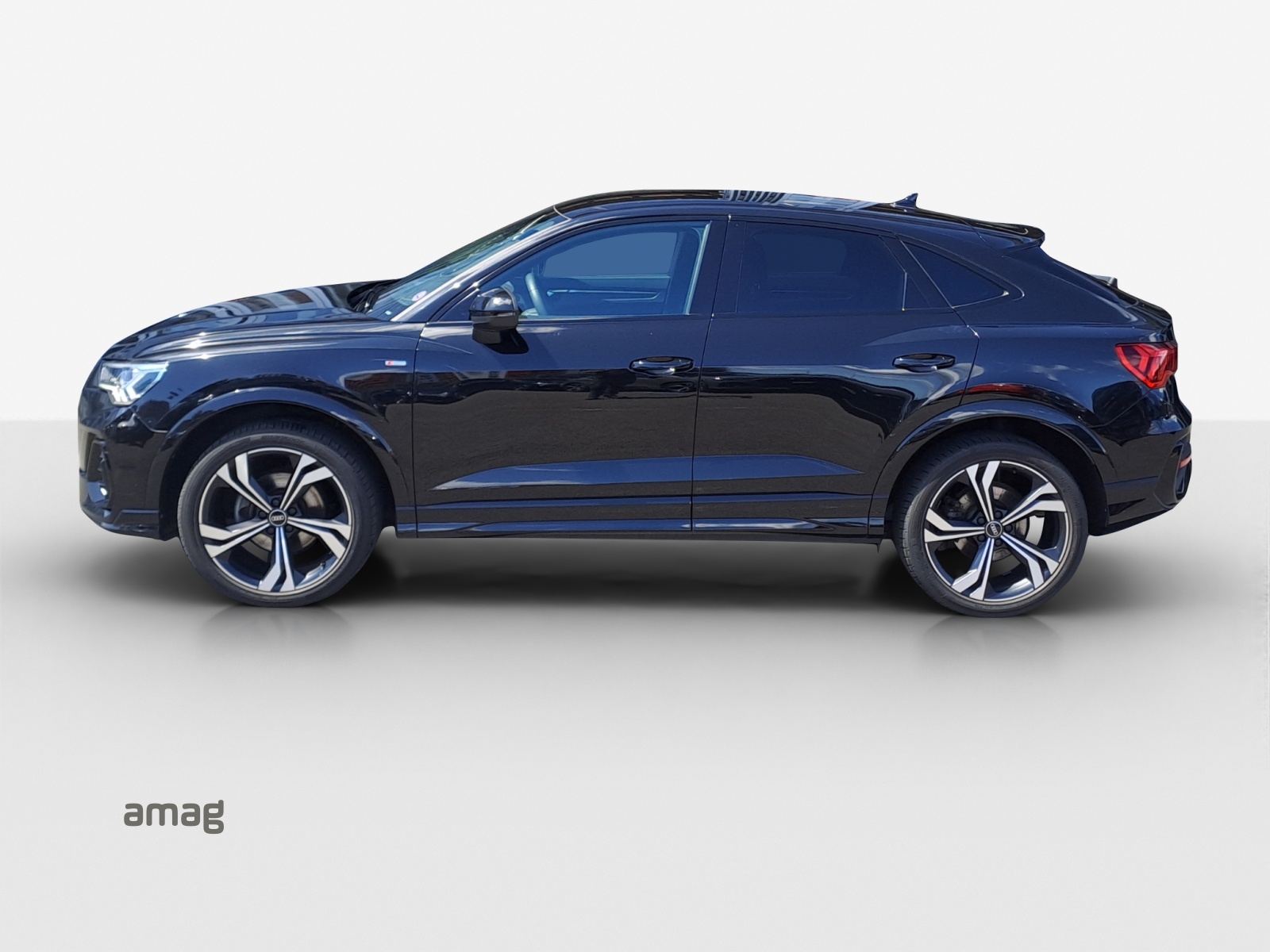 AUDI Q3 Sportback 35 TFSI S line Attraction S-tronic-image-1