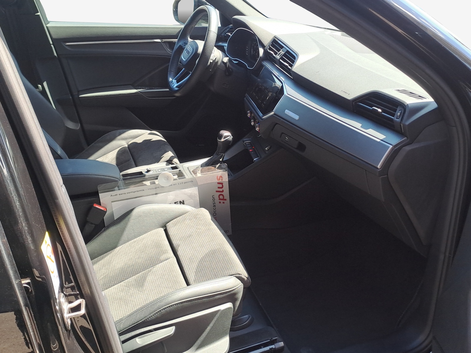 AUDI Q3 Sportback 35 TFSI S line Attraction S-tronic-image-13