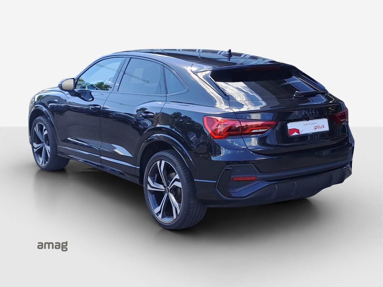 AUDI Q3 Sportback 35 TFSI S line Attraction S-tronic-image-2