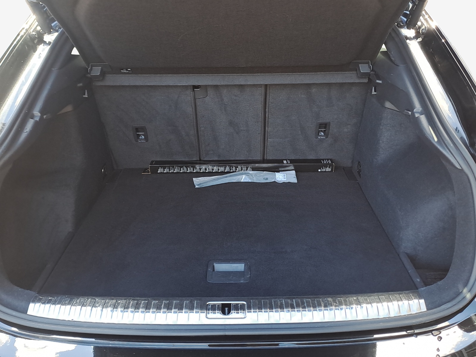AUDI Q3 Sportback 35 TFSI S line Attraction S-tronic-image-12