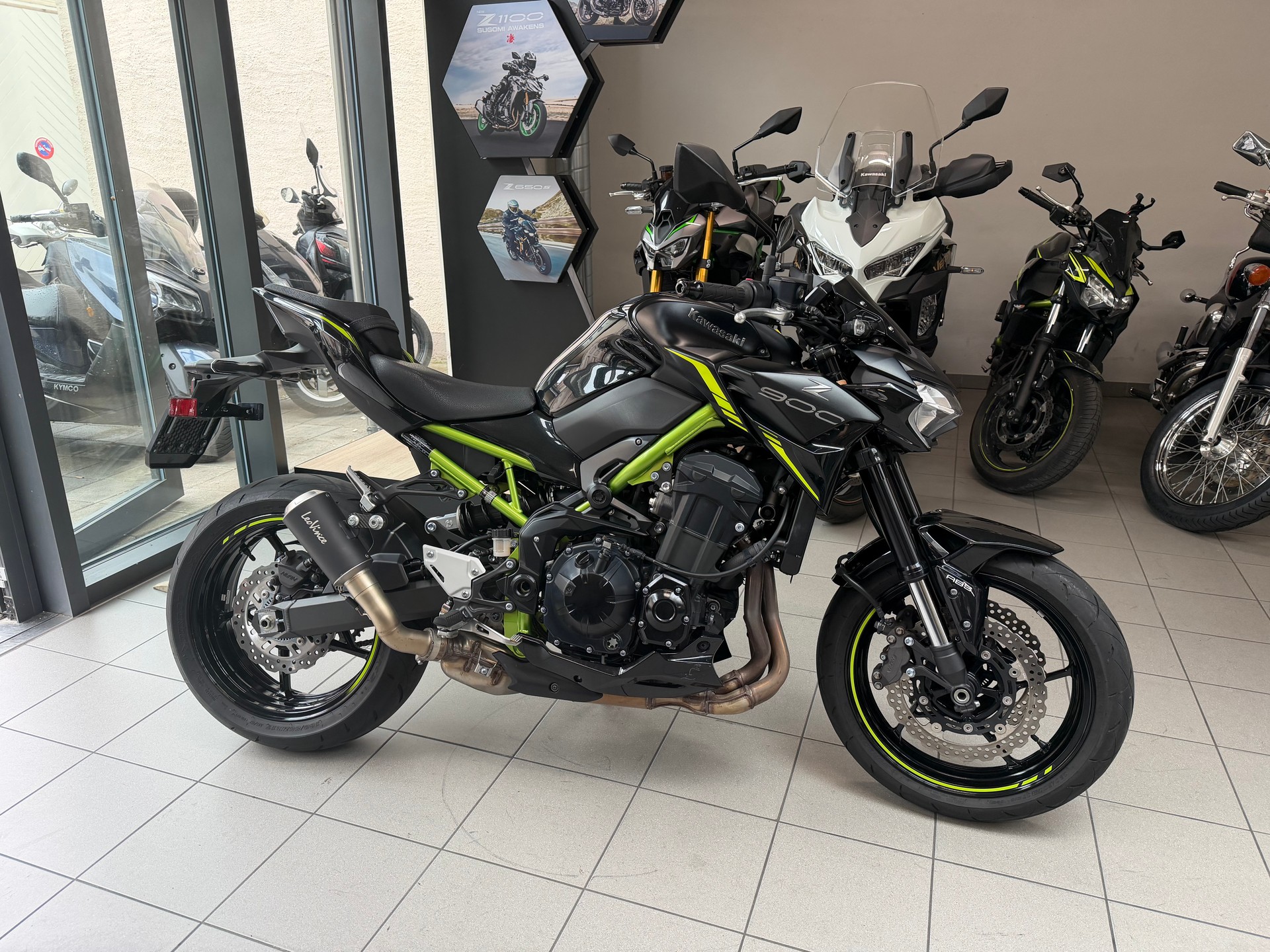 KAWASAKI Z 900