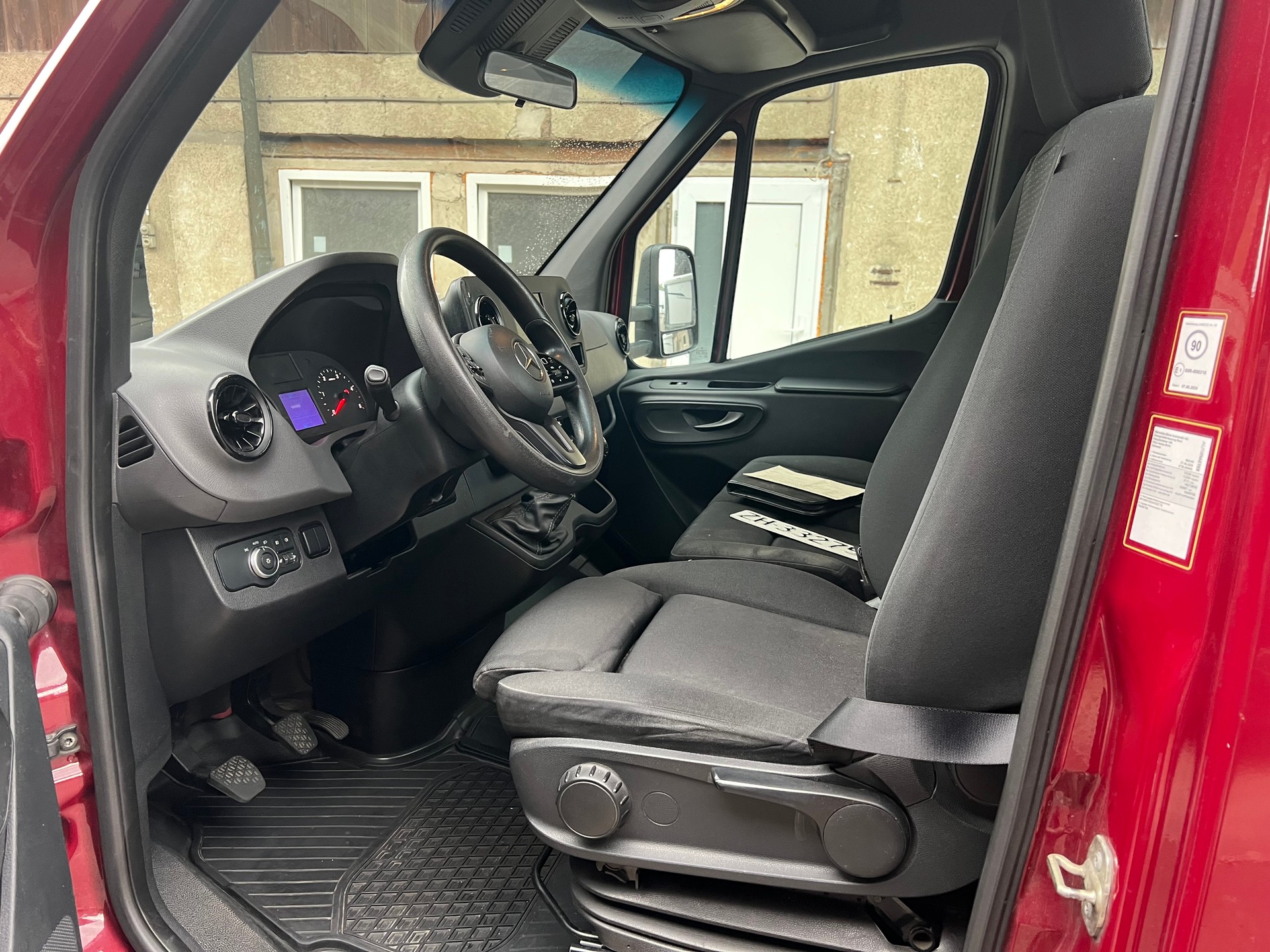 MERCEDES-BENZ Sprinter 519 CDI Standard-image-5
