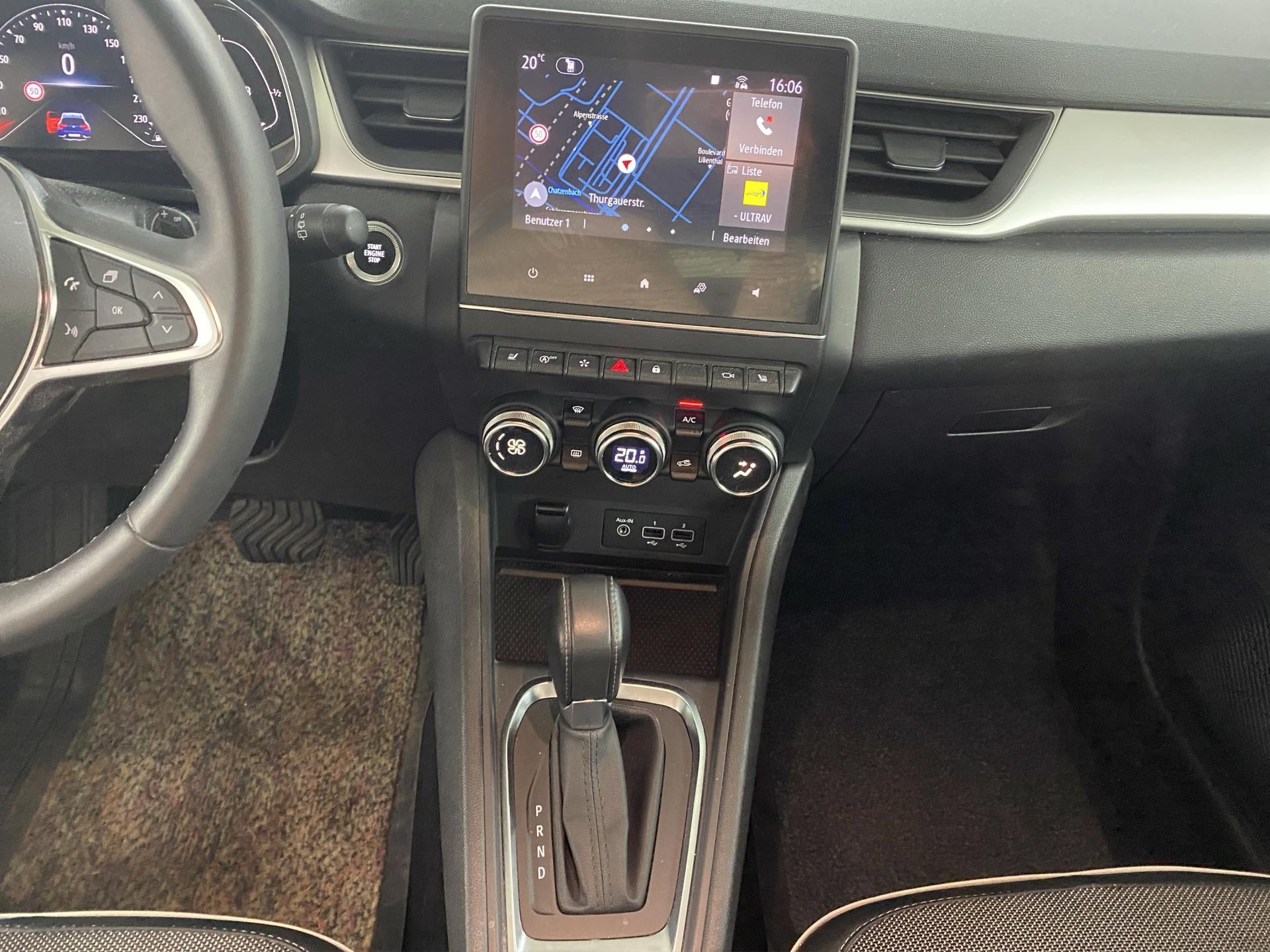 RENAULT Captur 1.3 TCe EDC Intens EDC-image-11