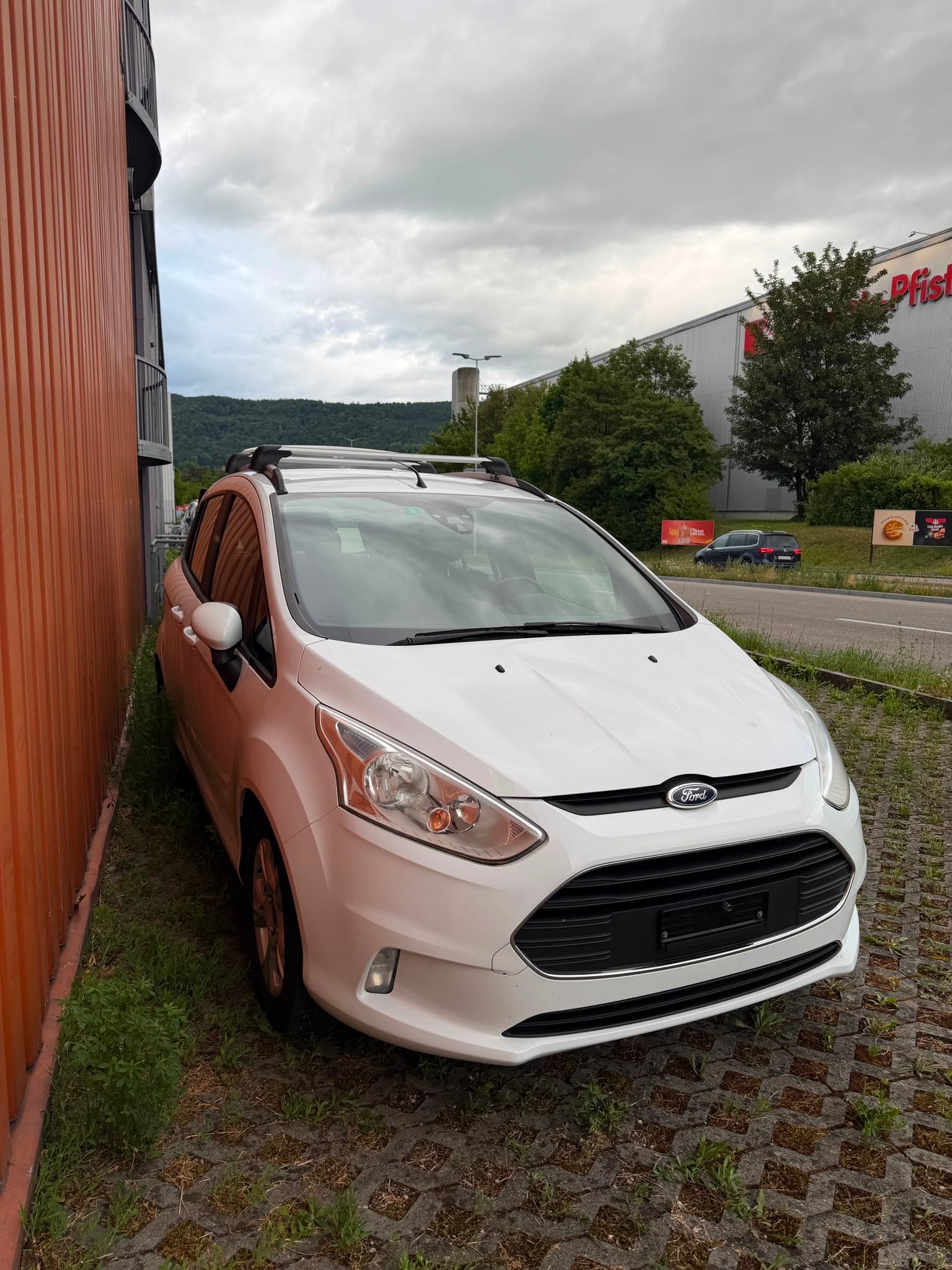 FORD B-Max 1.0 SCTi Trend-image-1