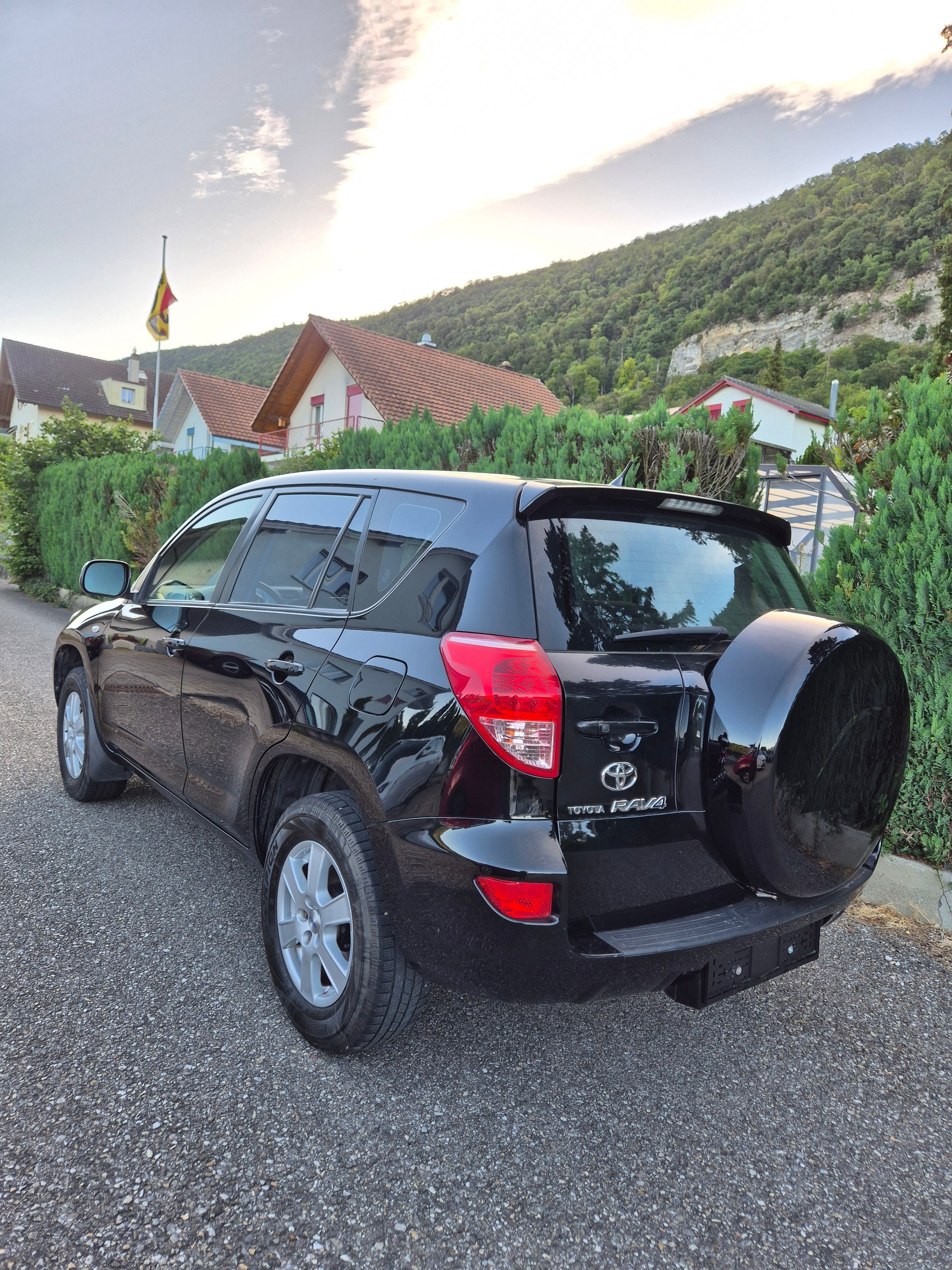 TOYOTA RAV-4 2.0 16V Linea Luna-image-0