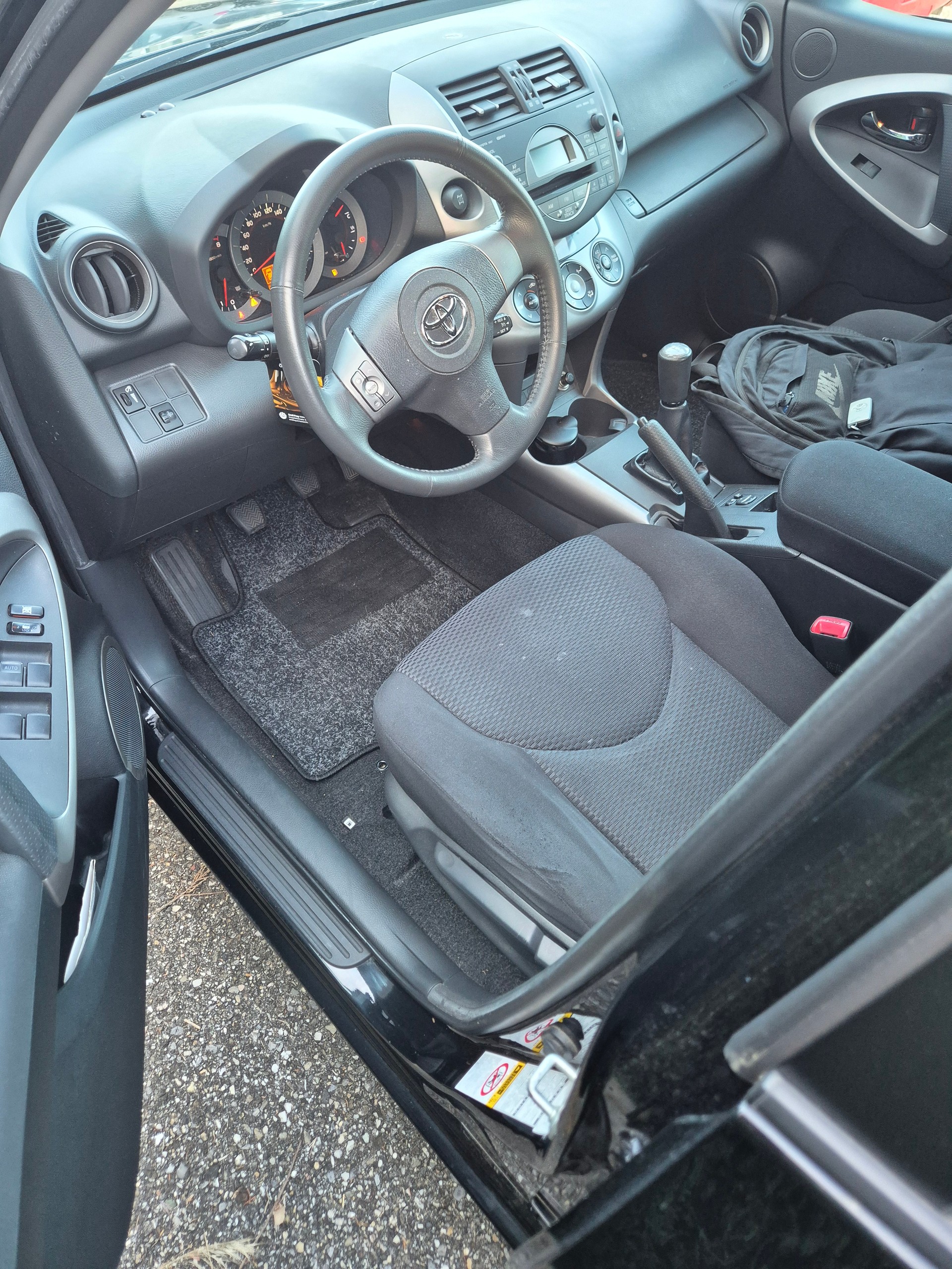TOYOTA RAV-4 2.0 16V Linea Luna-image-10