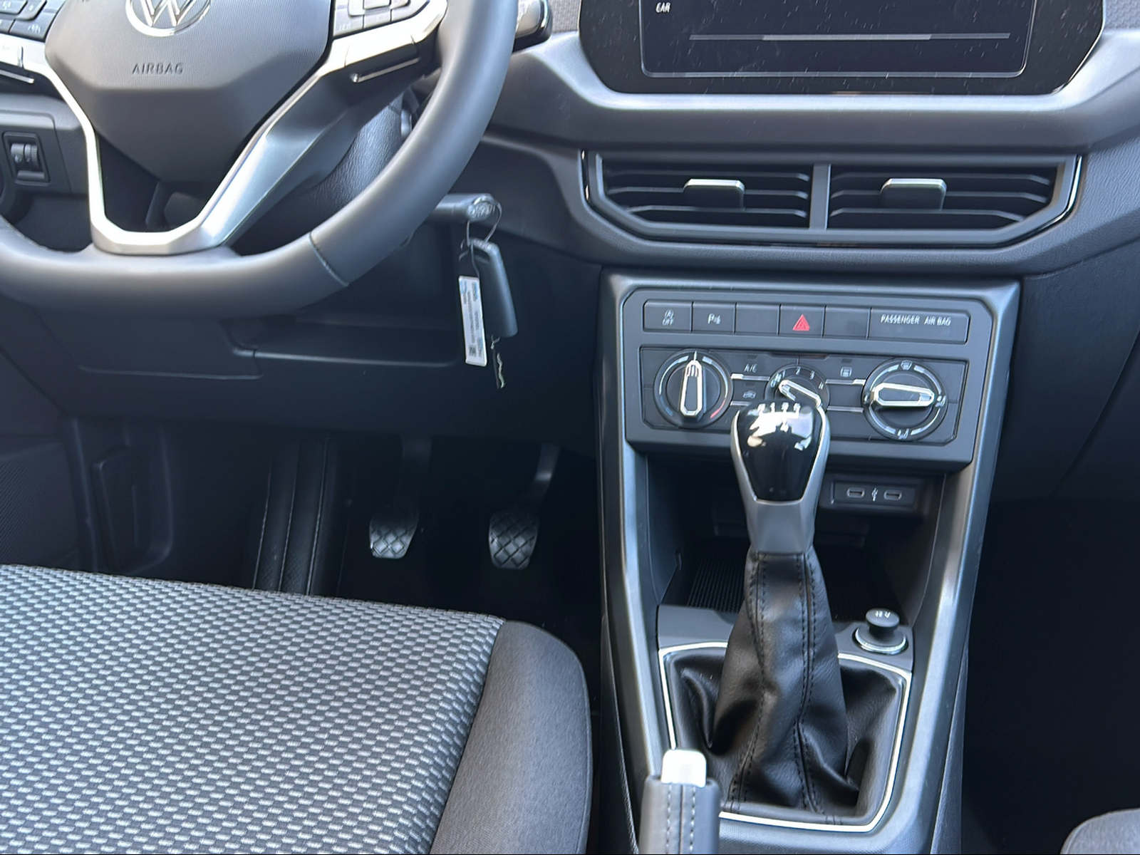 VW T-Cross 1.0 TSI-image-11