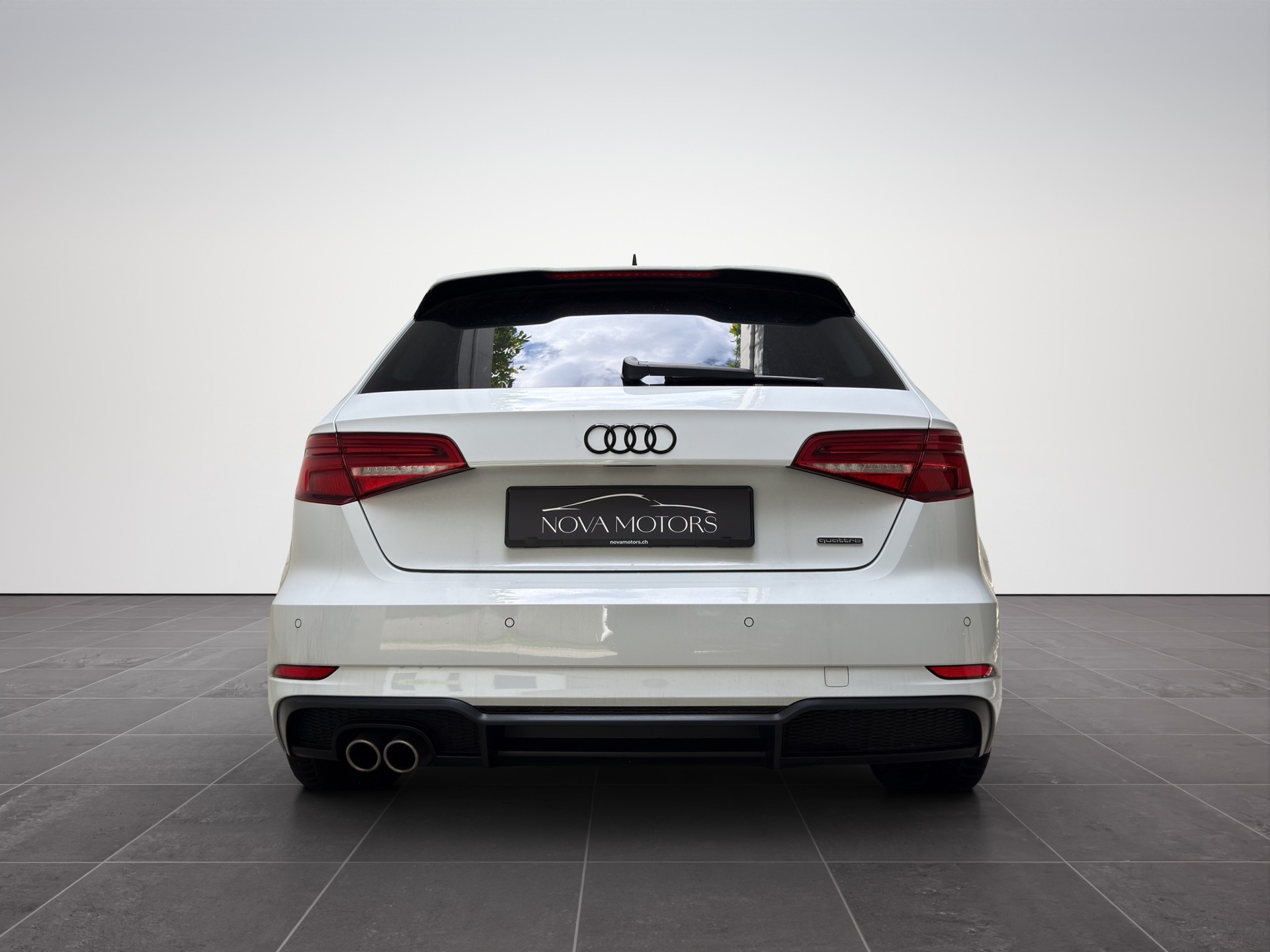 AUDI A3 Sportback 40 TFSI Sport quattro S-tronic-image-3