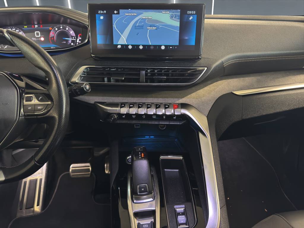 PEUGEOT 3008 1.6 PureTech GT Pack EAT8-image-6