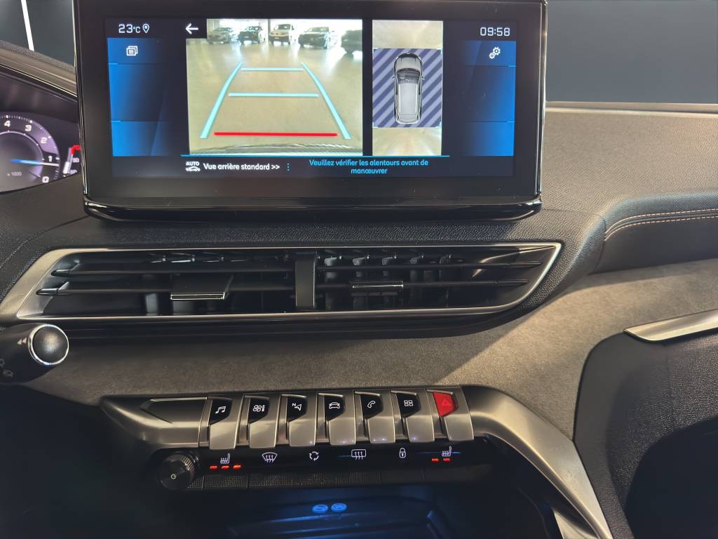 PEUGEOT 3008 1.6 PureTech GT Pack EAT8-image-13