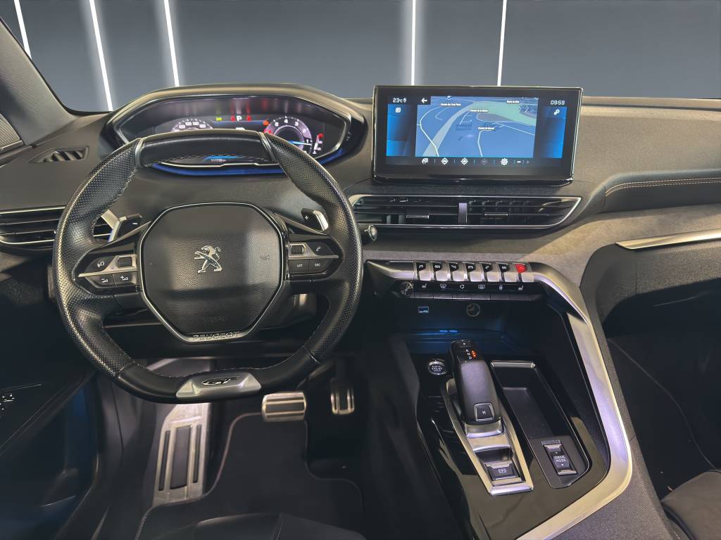 PEUGEOT 3008 1.6 PureTech GT Pack EAT8-image-5