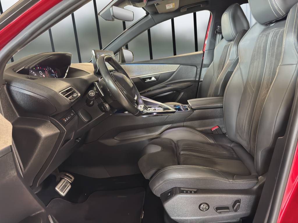 PEUGEOT 3008 1.6 PureTech GT Pack EAT8-image-7