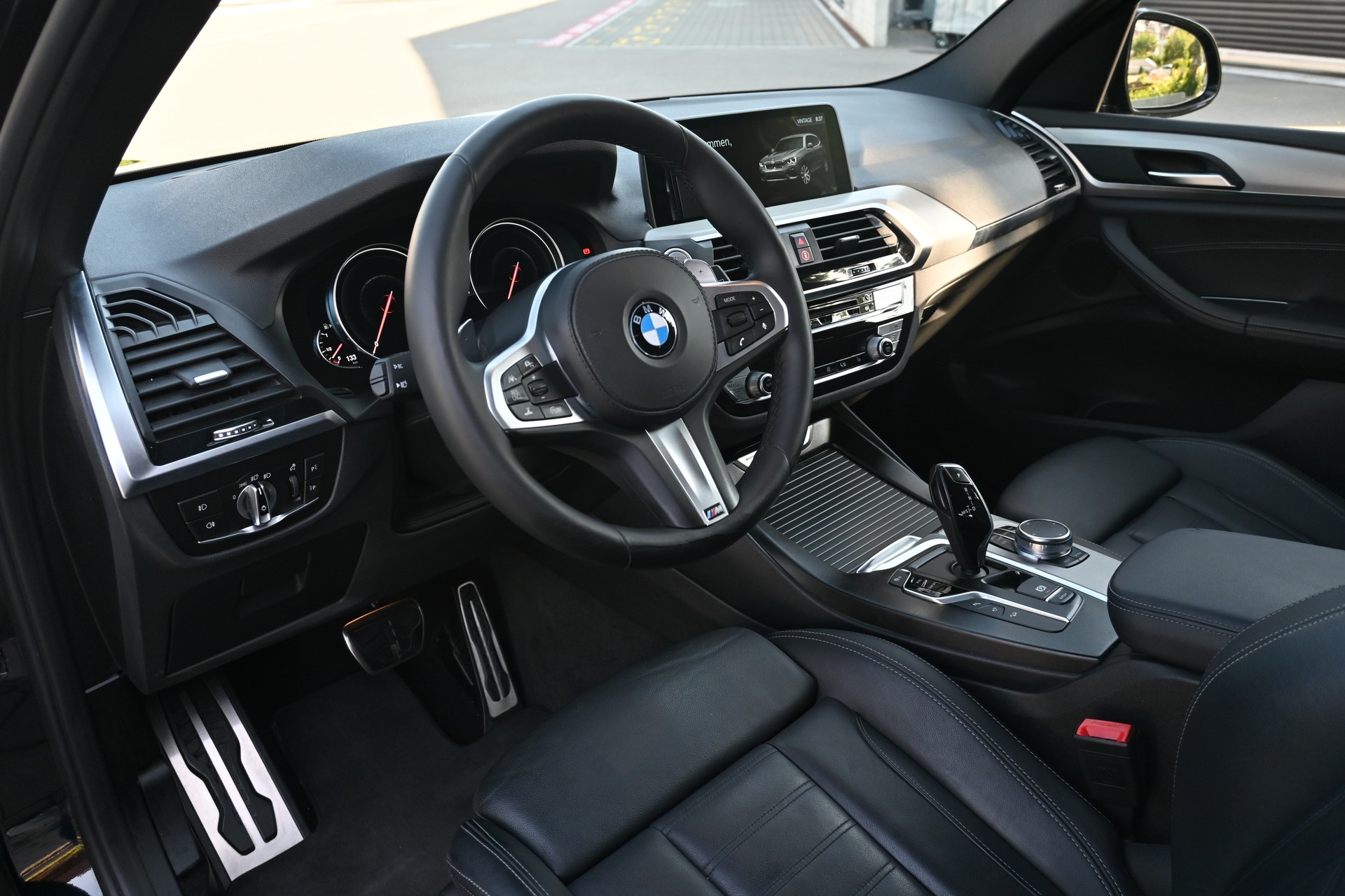 BMW X3 M40i xDrive-image-3