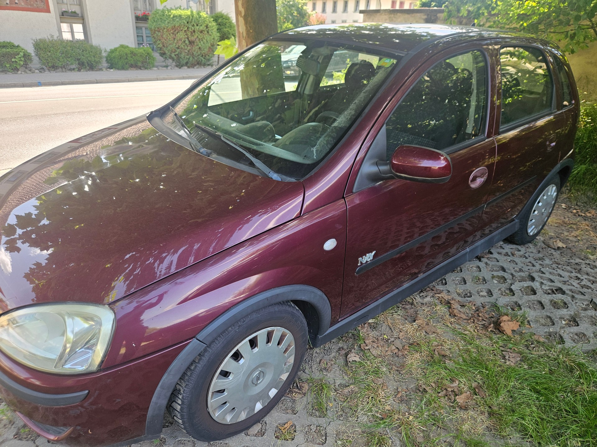 OPEL Corsa 1.2 16V Enjoy-image-1