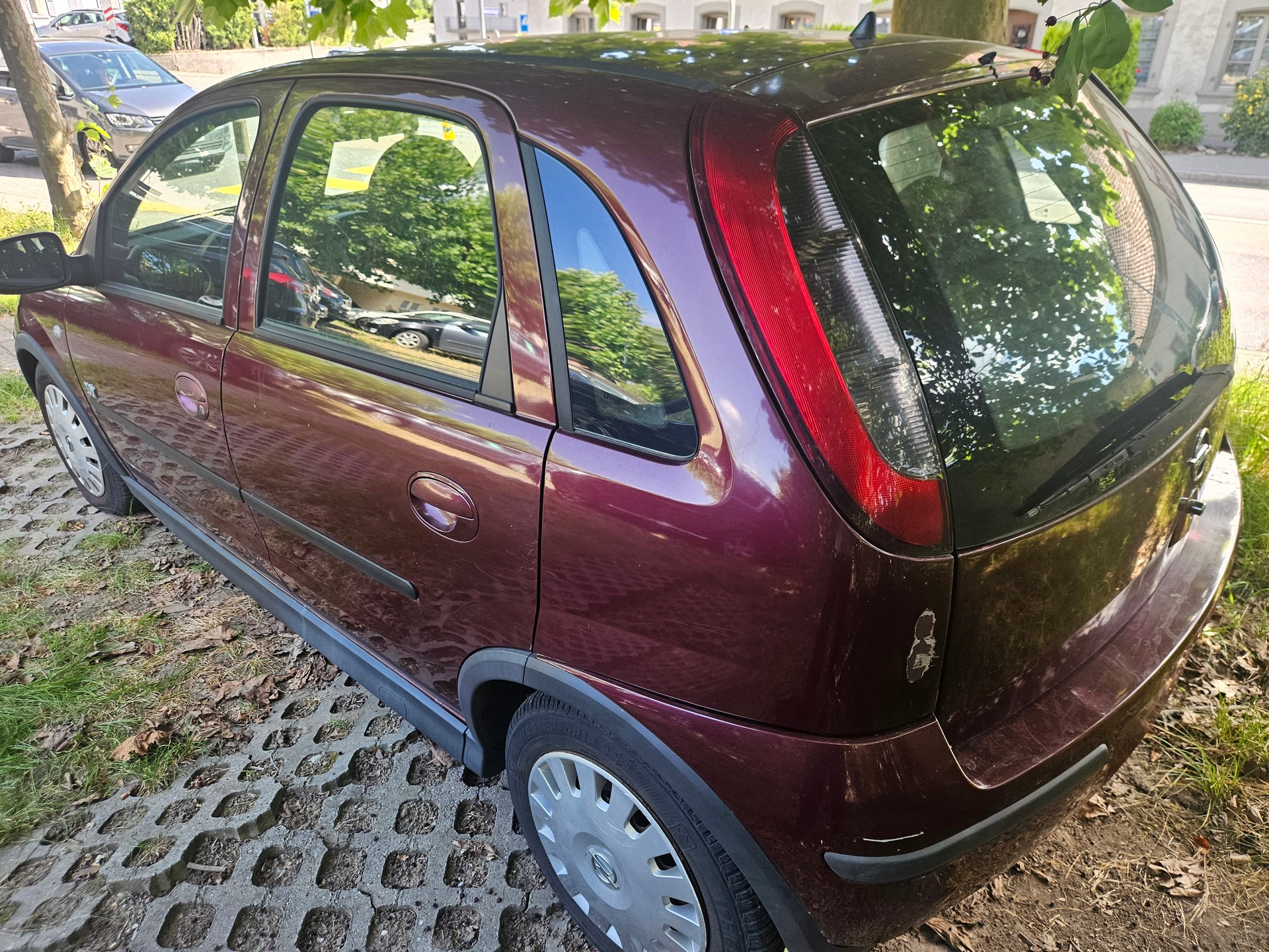 OPEL Corsa 1.2 16V Enjoy-image-5