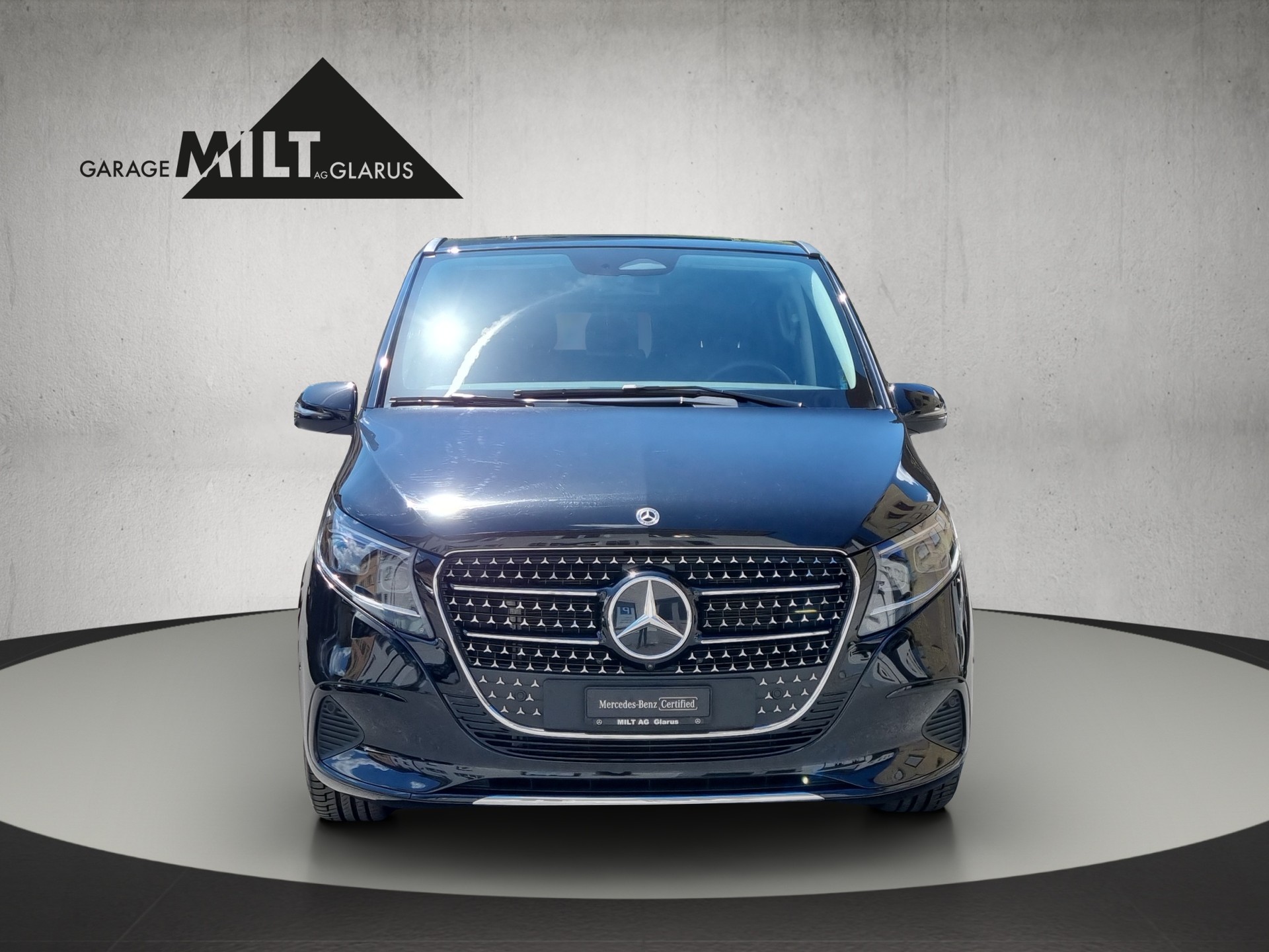 MERCEDES-BENZ V 250 d Avantgarde lang 4matic Van-showroom-element-1
