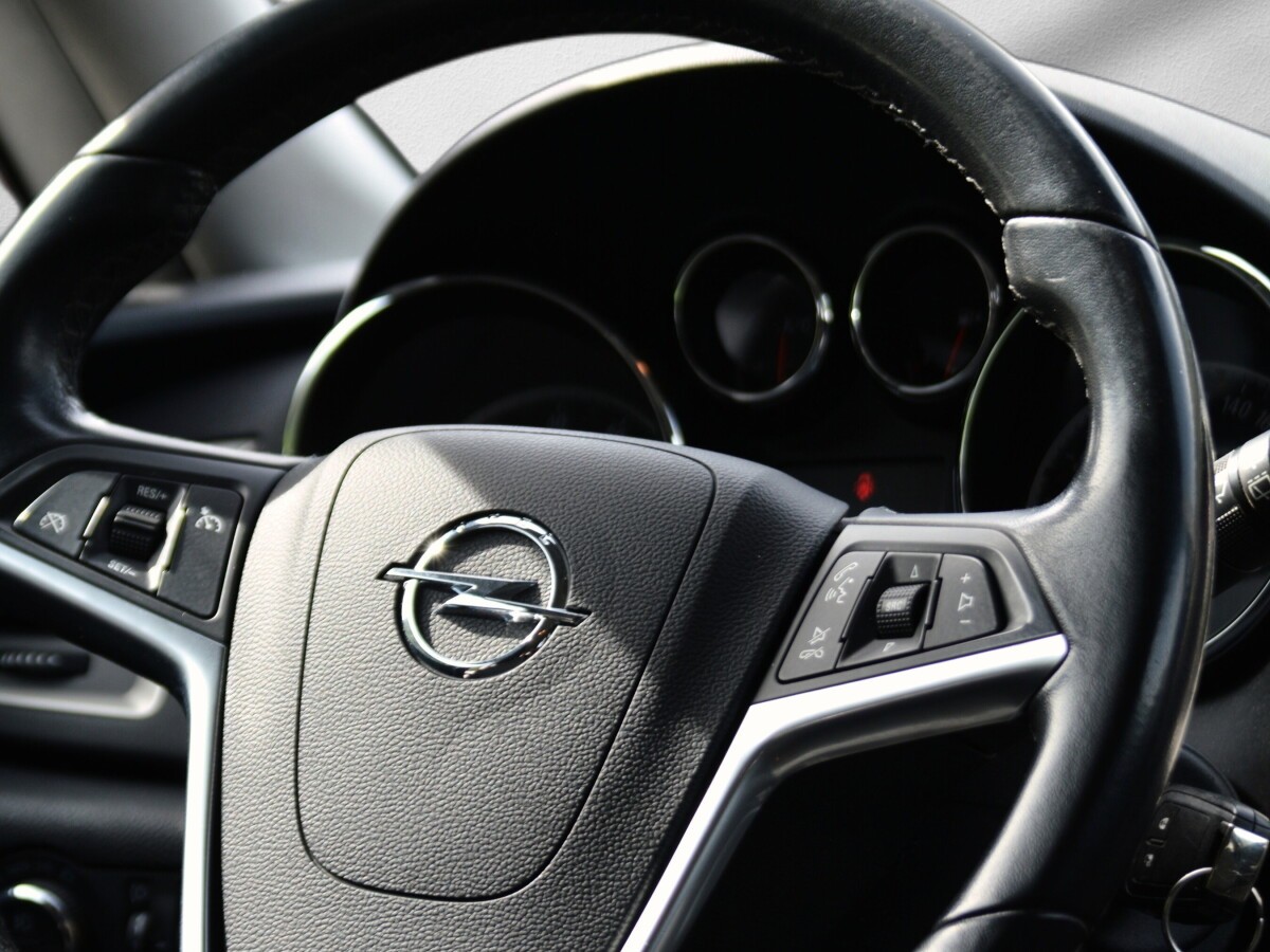 OPEL Astra SportsTourer 1.6i 16V-image-9