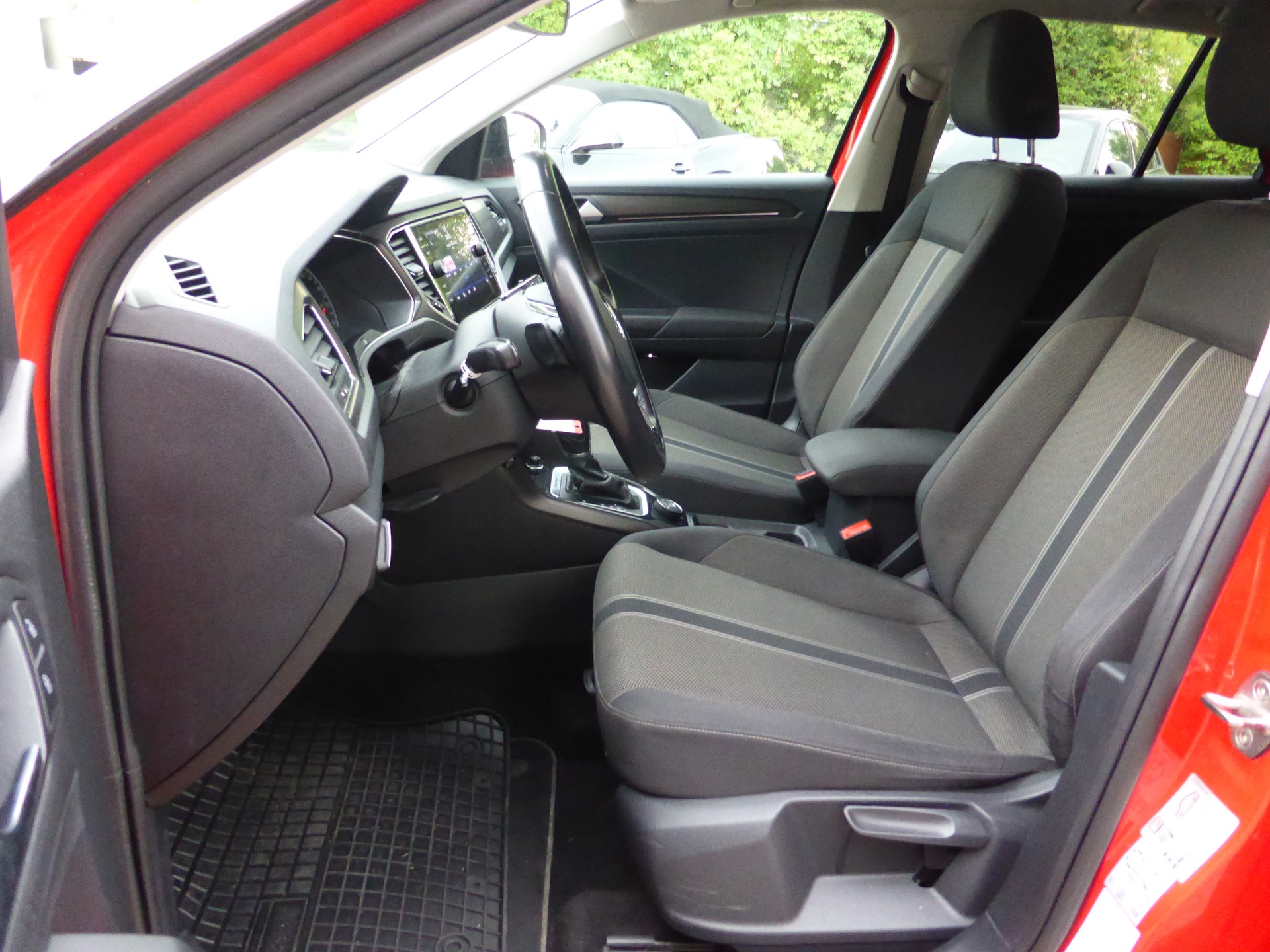 VW T-Roc 2.0 TSI Advance DSG 4Motion-image-10