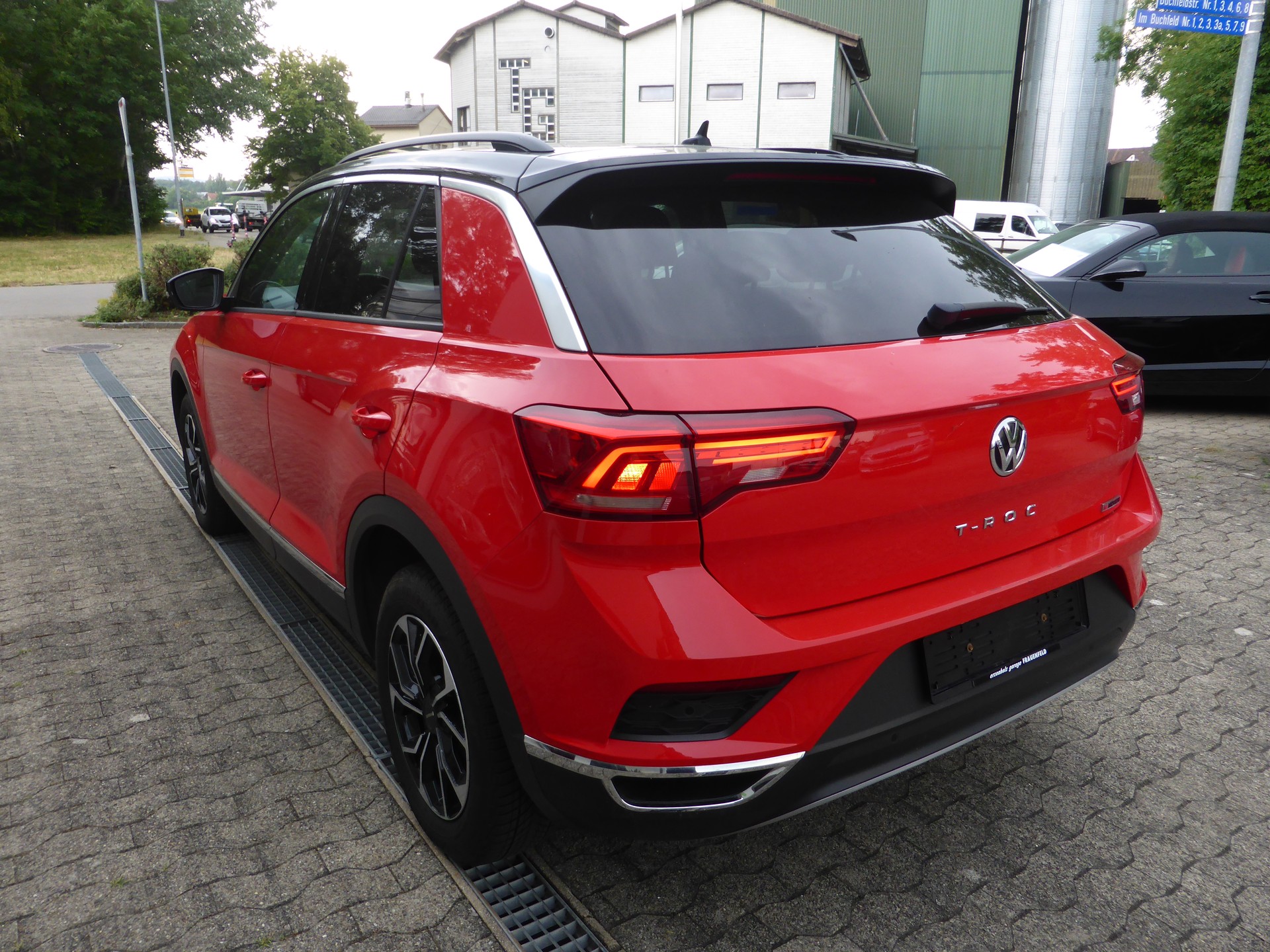 VW T-Roc 2.0 TSI Advance DSG 4Motion-image-7