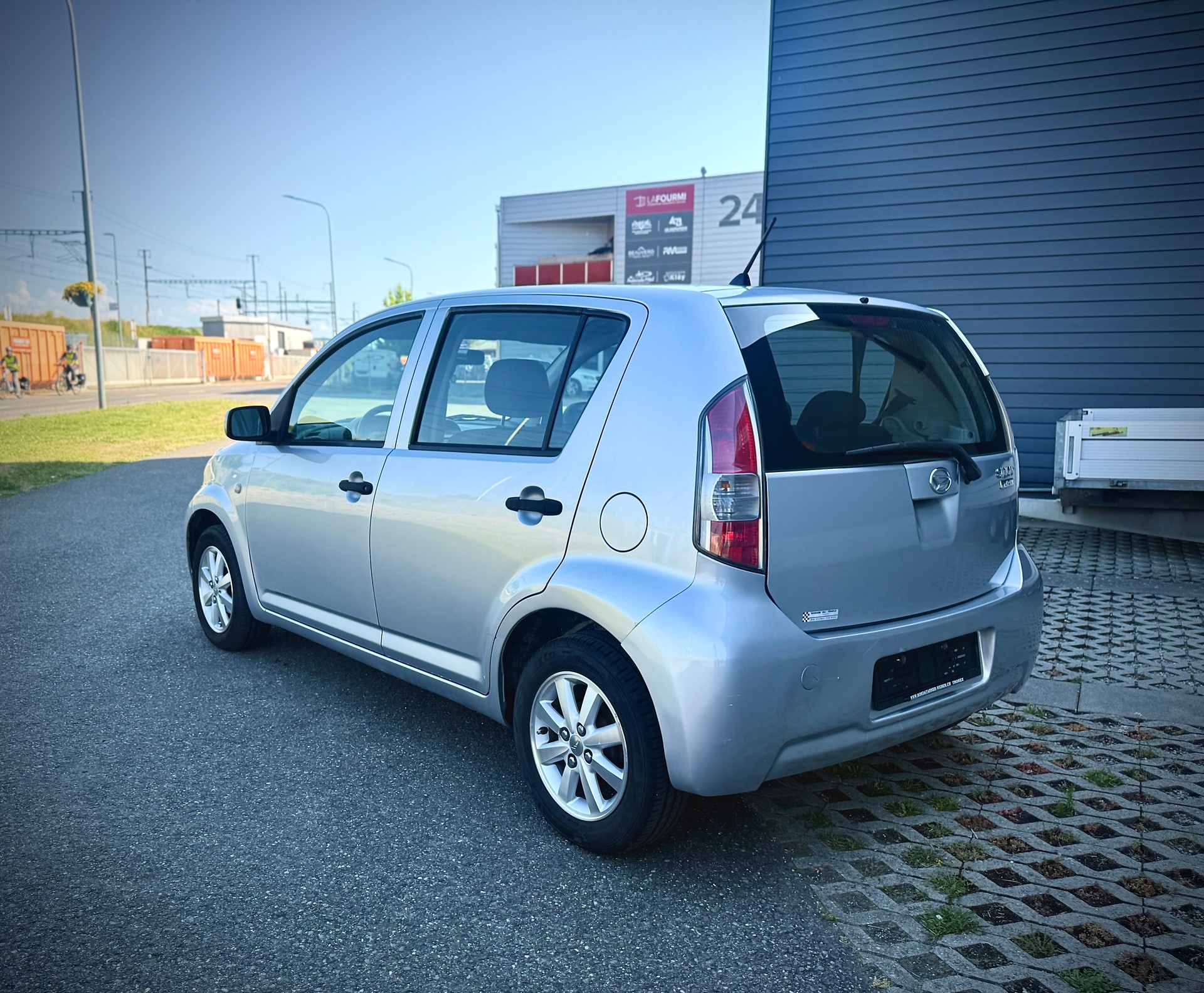 DAIHATSU Sirion 1.0 eco-top-image-3