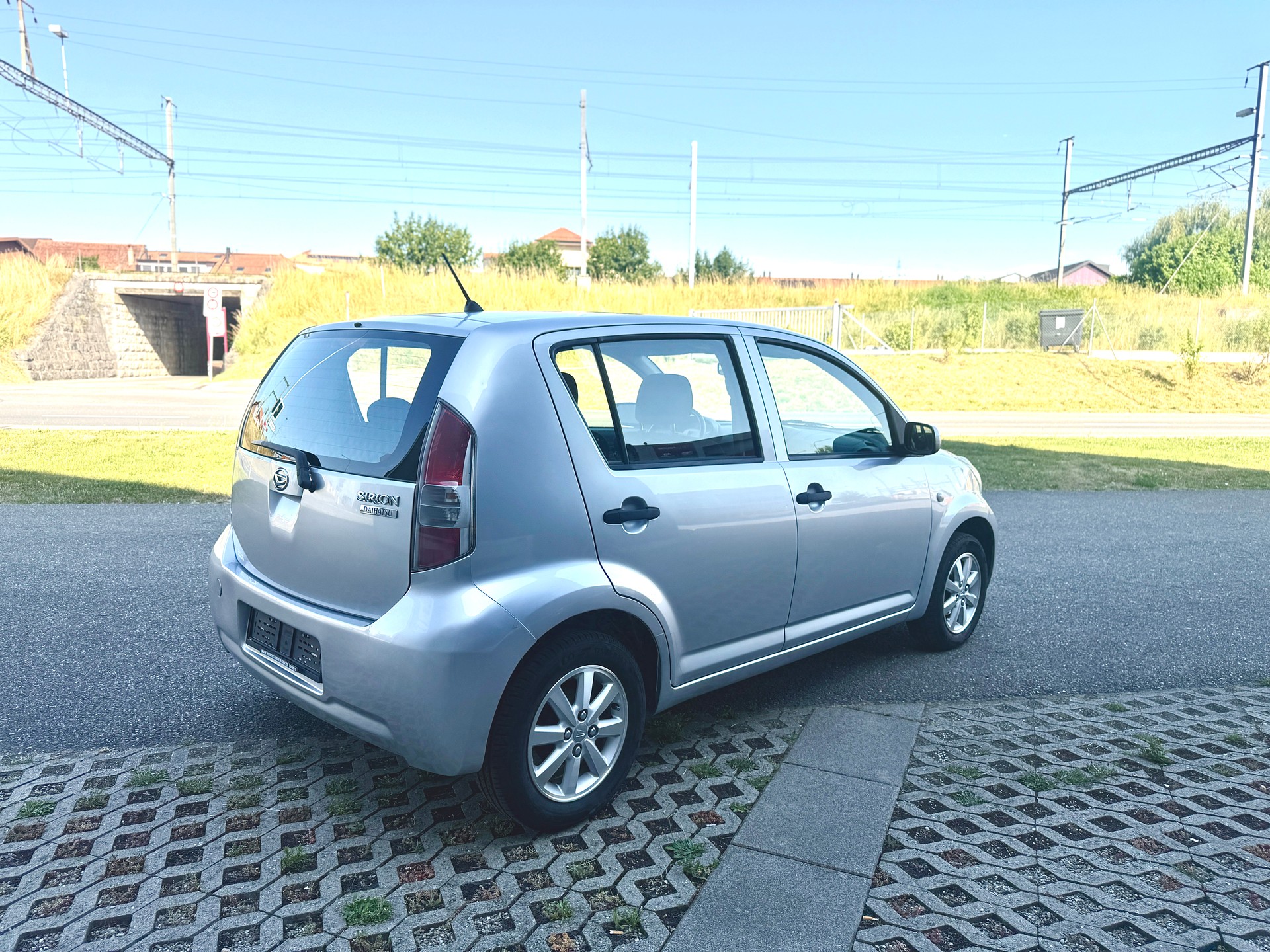 DAIHATSU Sirion 1.0 eco-top-image-4