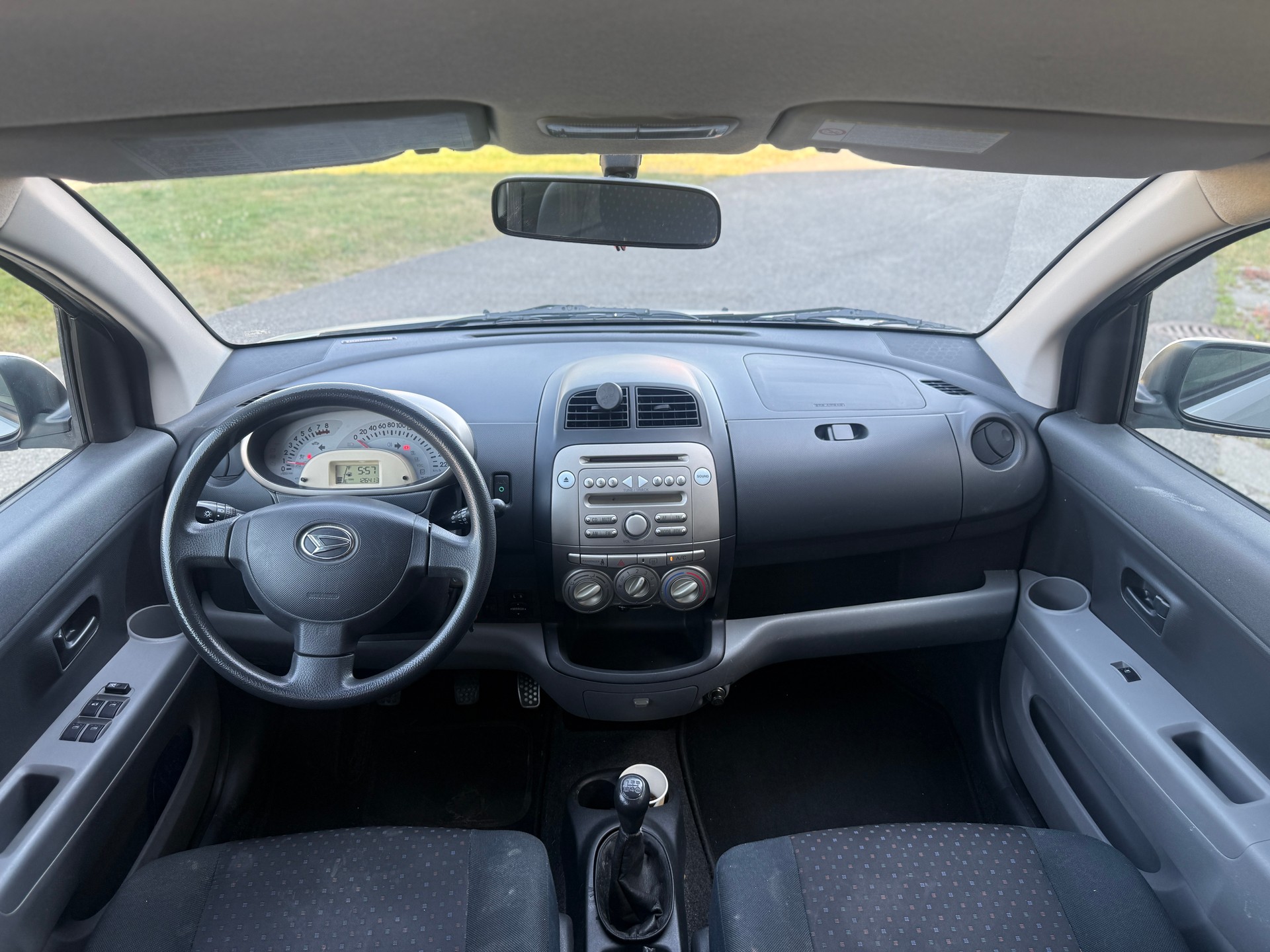 DAIHATSU Sirion 1.0 eco-top-image-11