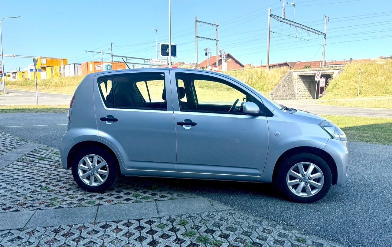 DAIHATSU Sirion 1.0 eco-top-image-8