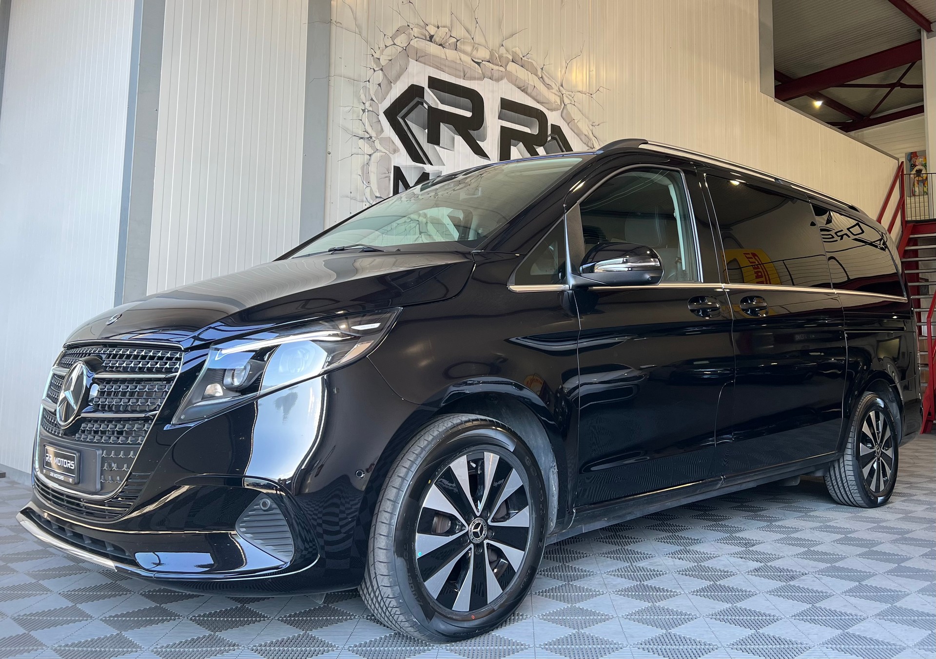 MERCEDES-BENZ V 250 d lang 4Matic 9G-Tronic-image-0