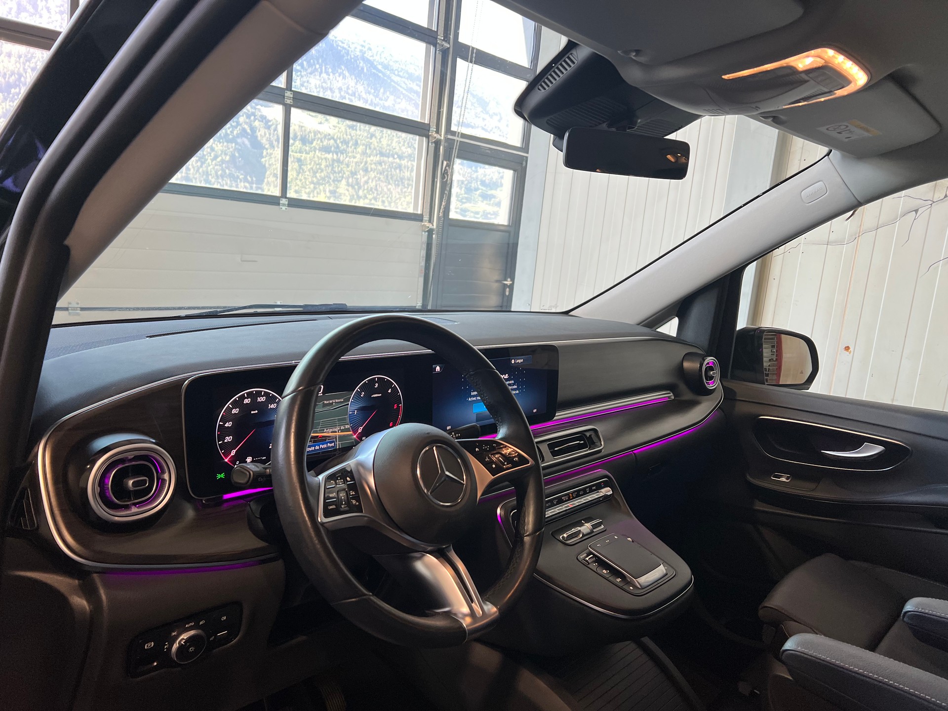MERCEDES-BENZ V 250 d lang 4Matic 9G-Tronic-image-11