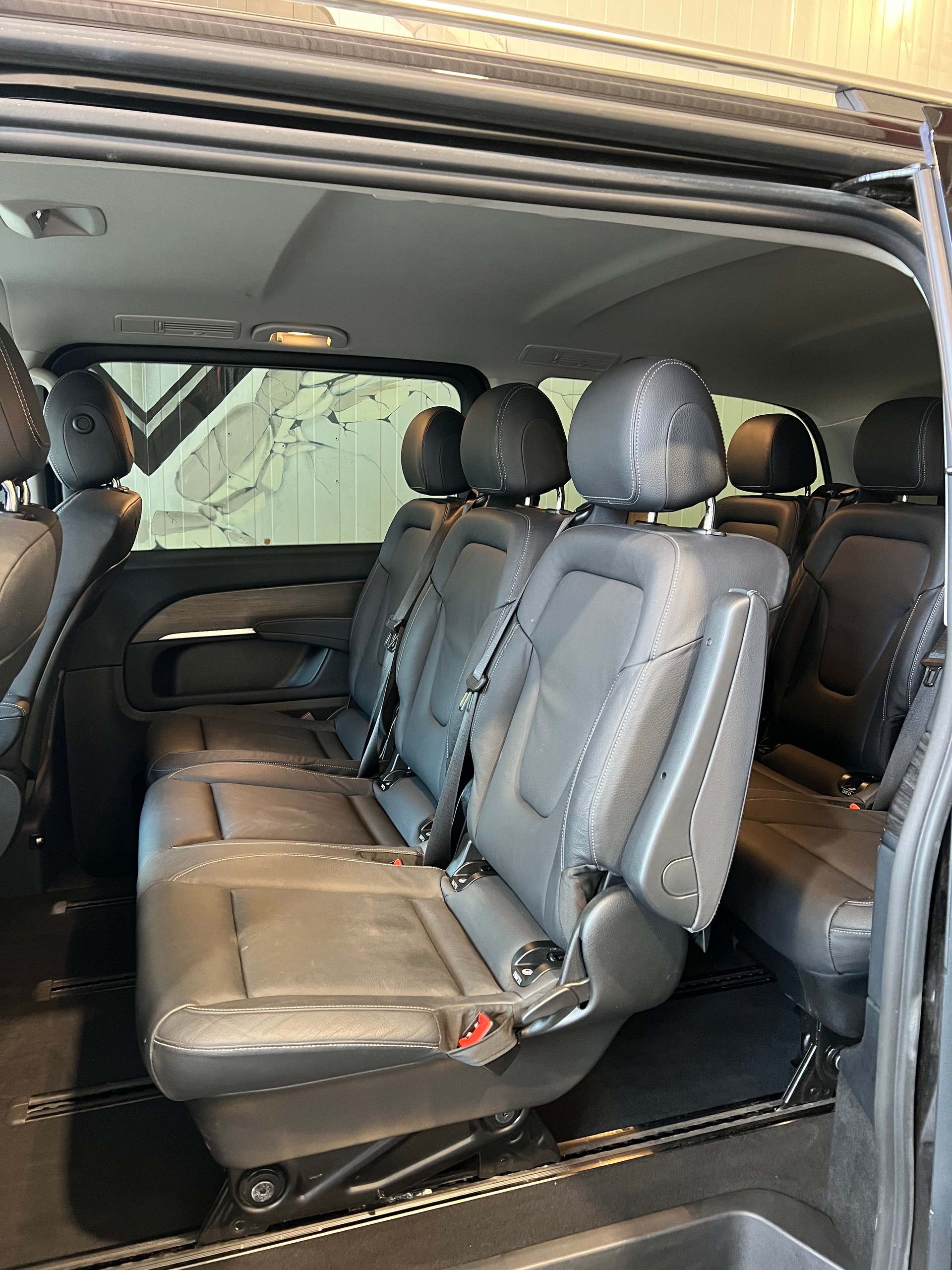 MERCEDES-BENZ V 250 d lang 4Matic 9G-Tronic-image-14
