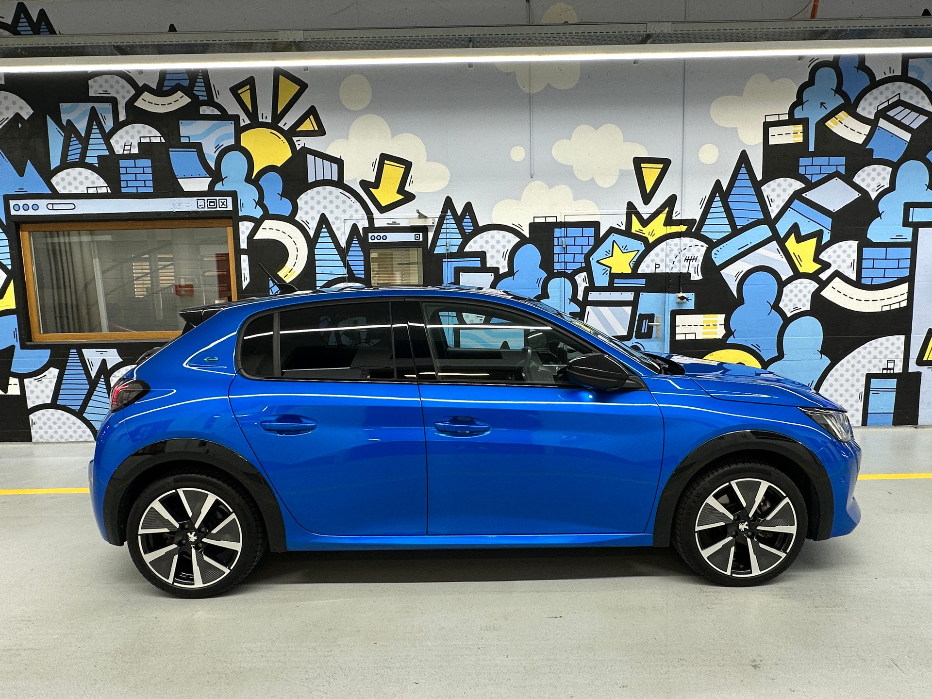 PEUGEOT 208 Elektrik GT Pack-image-2