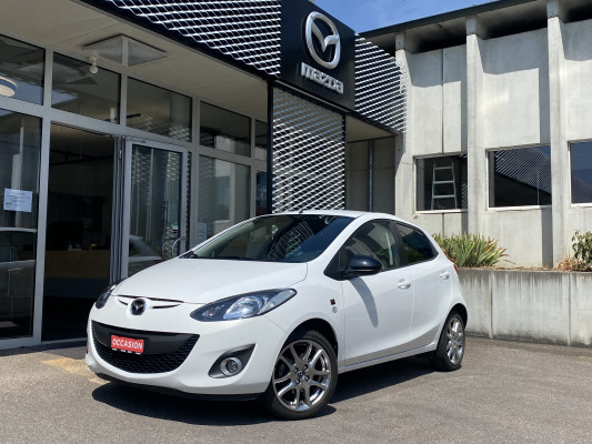 MAZDA 2 1.3i 16V Red-image-0