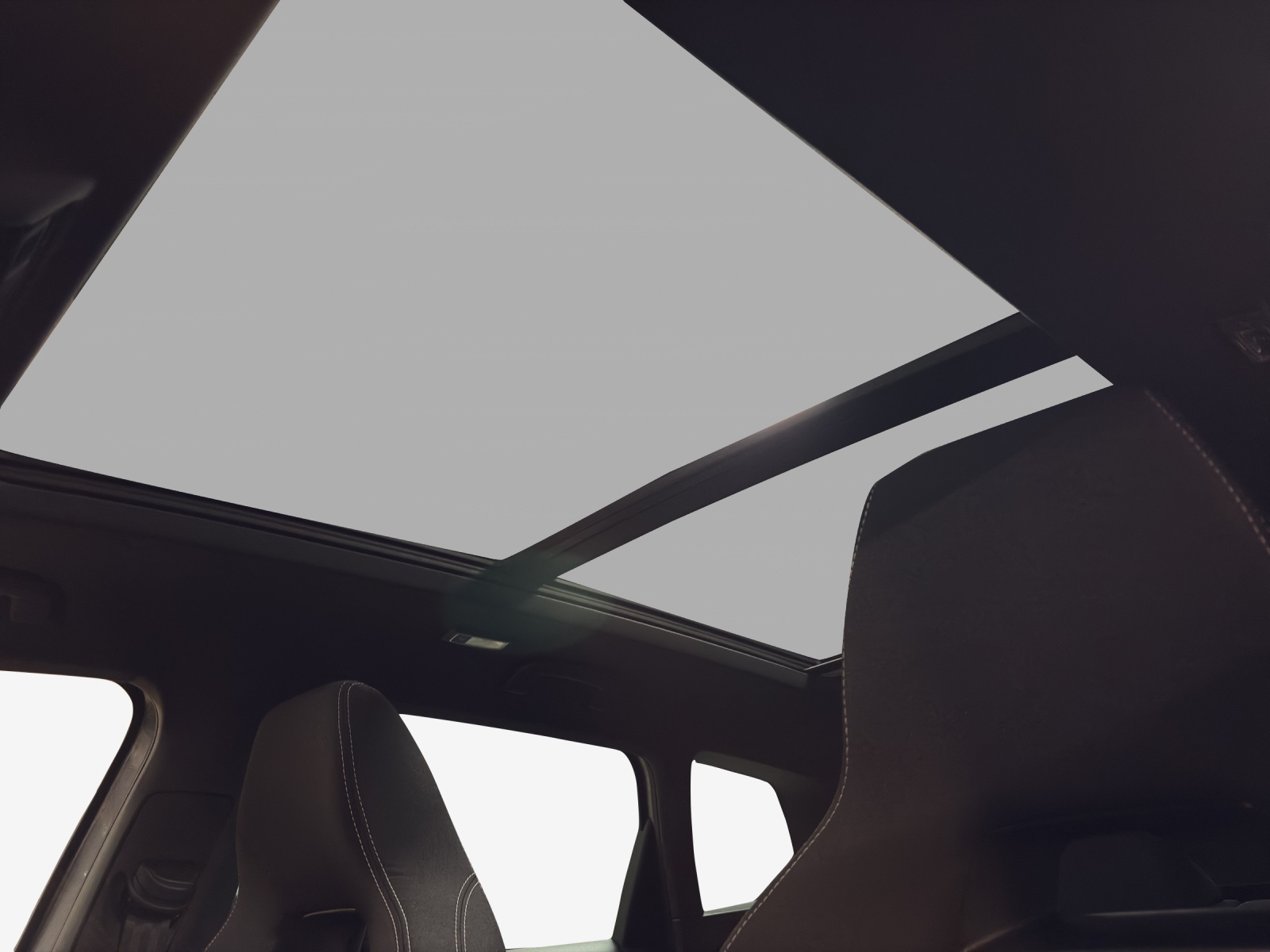 SKODA Karoq 2.0 TSI SportLine 4x4 DSG-image-15
