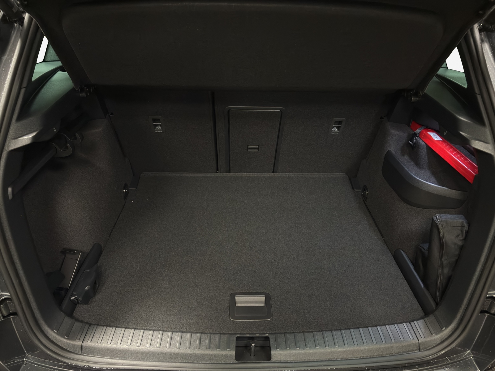 SKODA Karoq 2.0 TSI SportLine 4x4 DSG-image-12