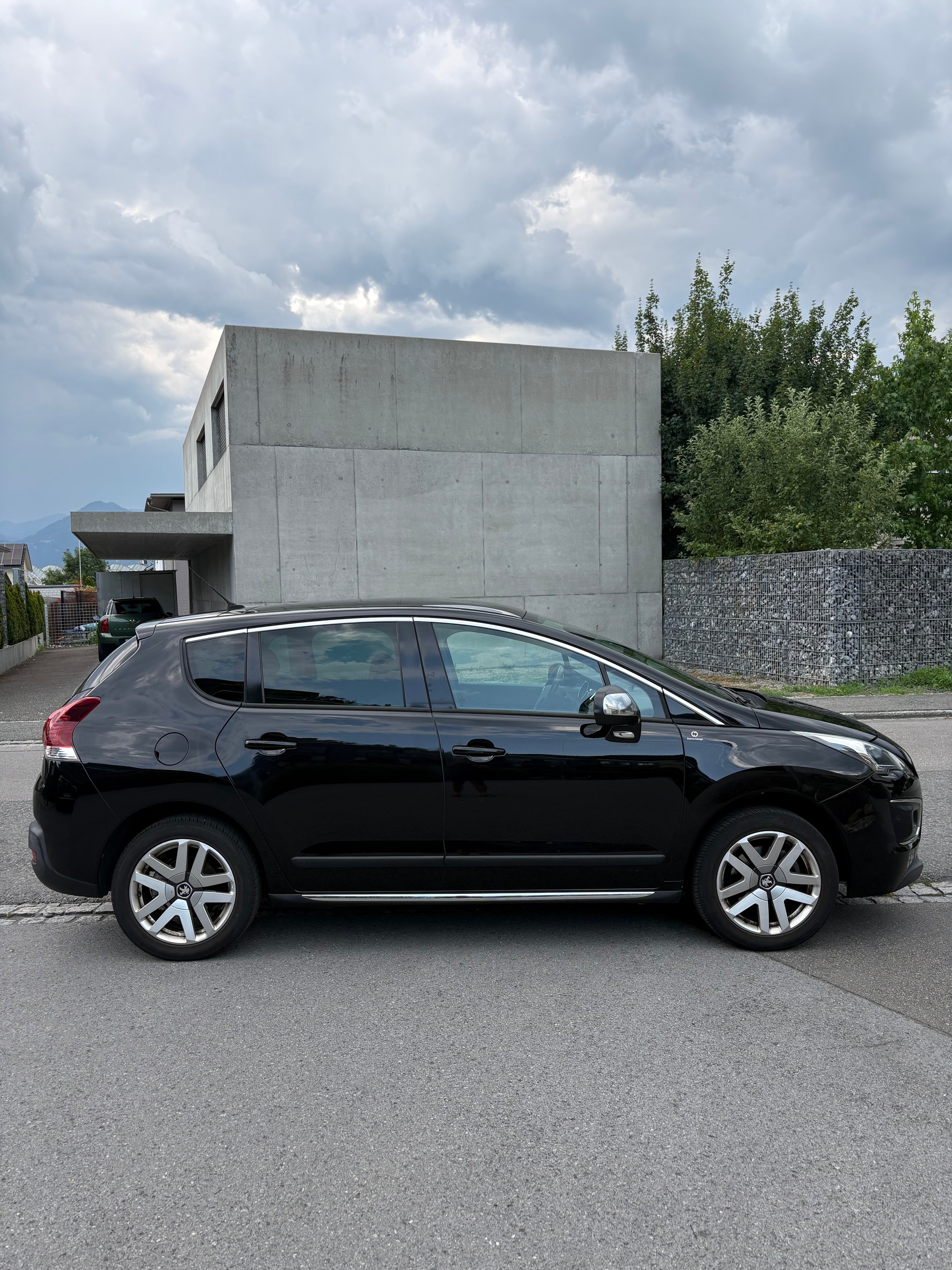 PEUGEOT 1.6 THP 155 AC Swiss Edition-image-2