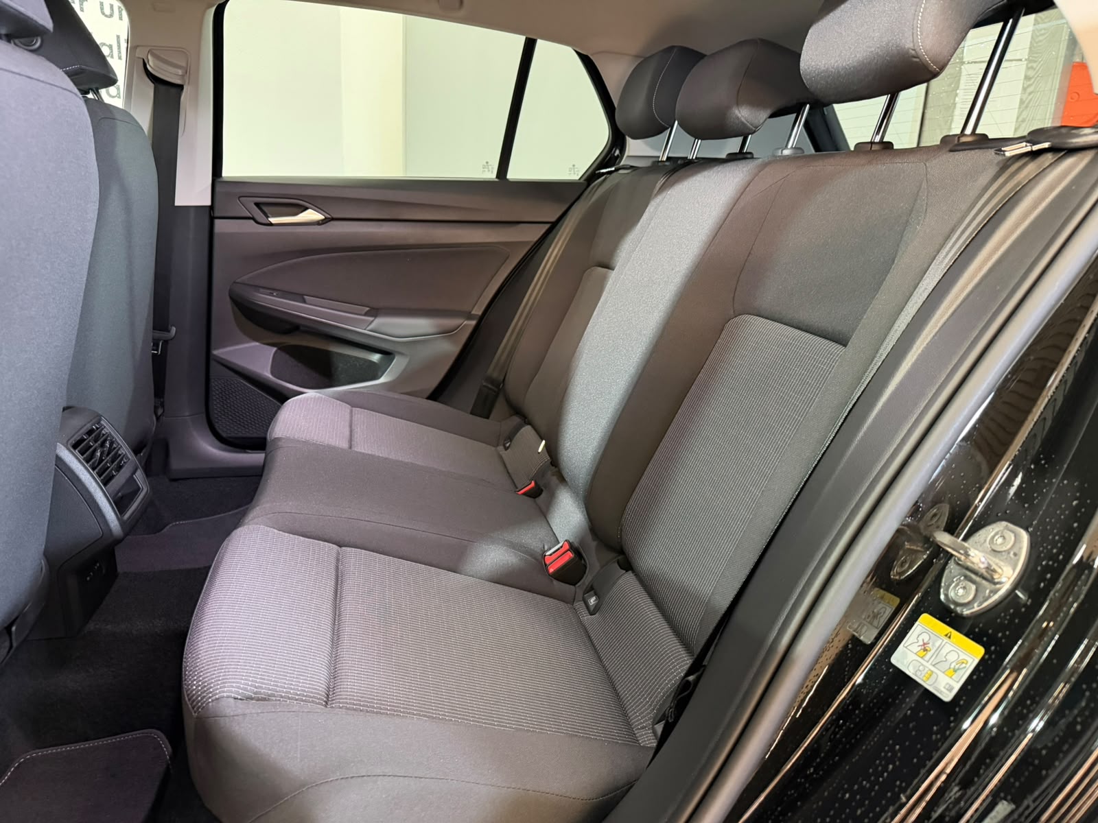 VW Golf 1.5 e TSI mHEV Value DSG-image-9