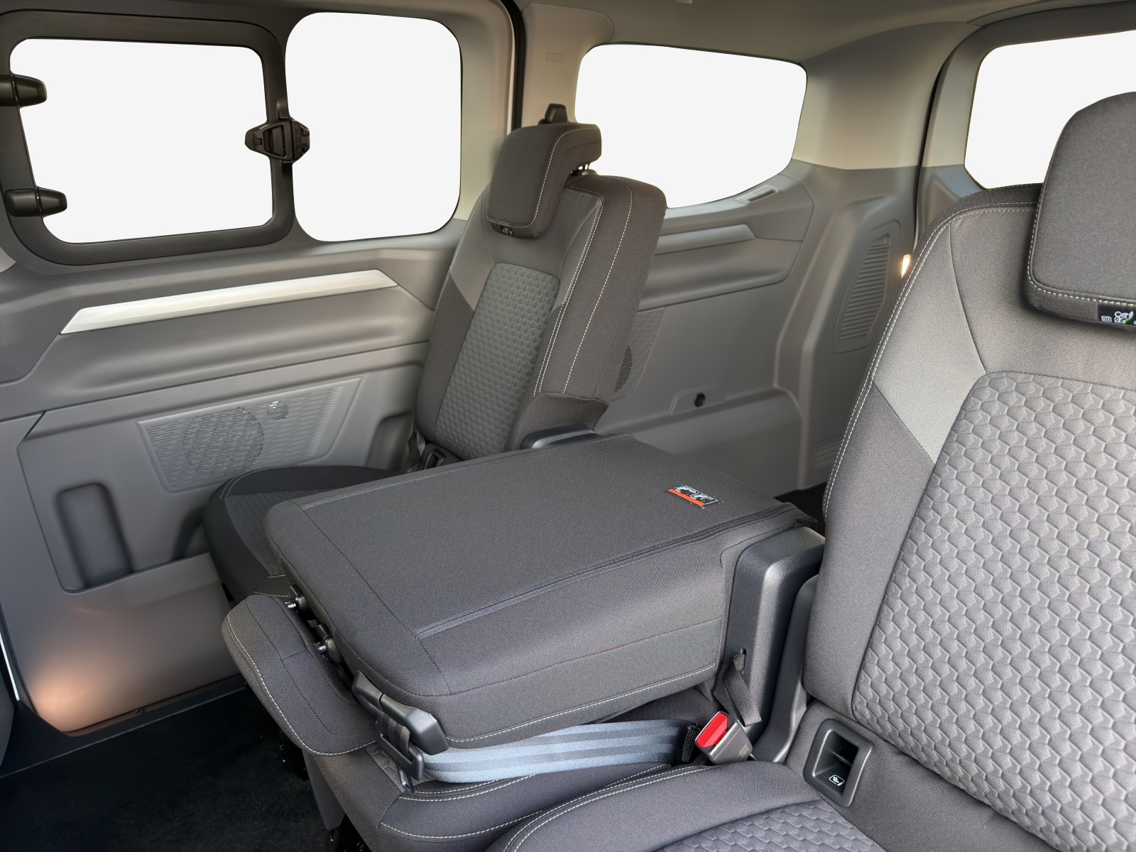 VW Caravelle 2.0 TDI Life Aut.8-image-12