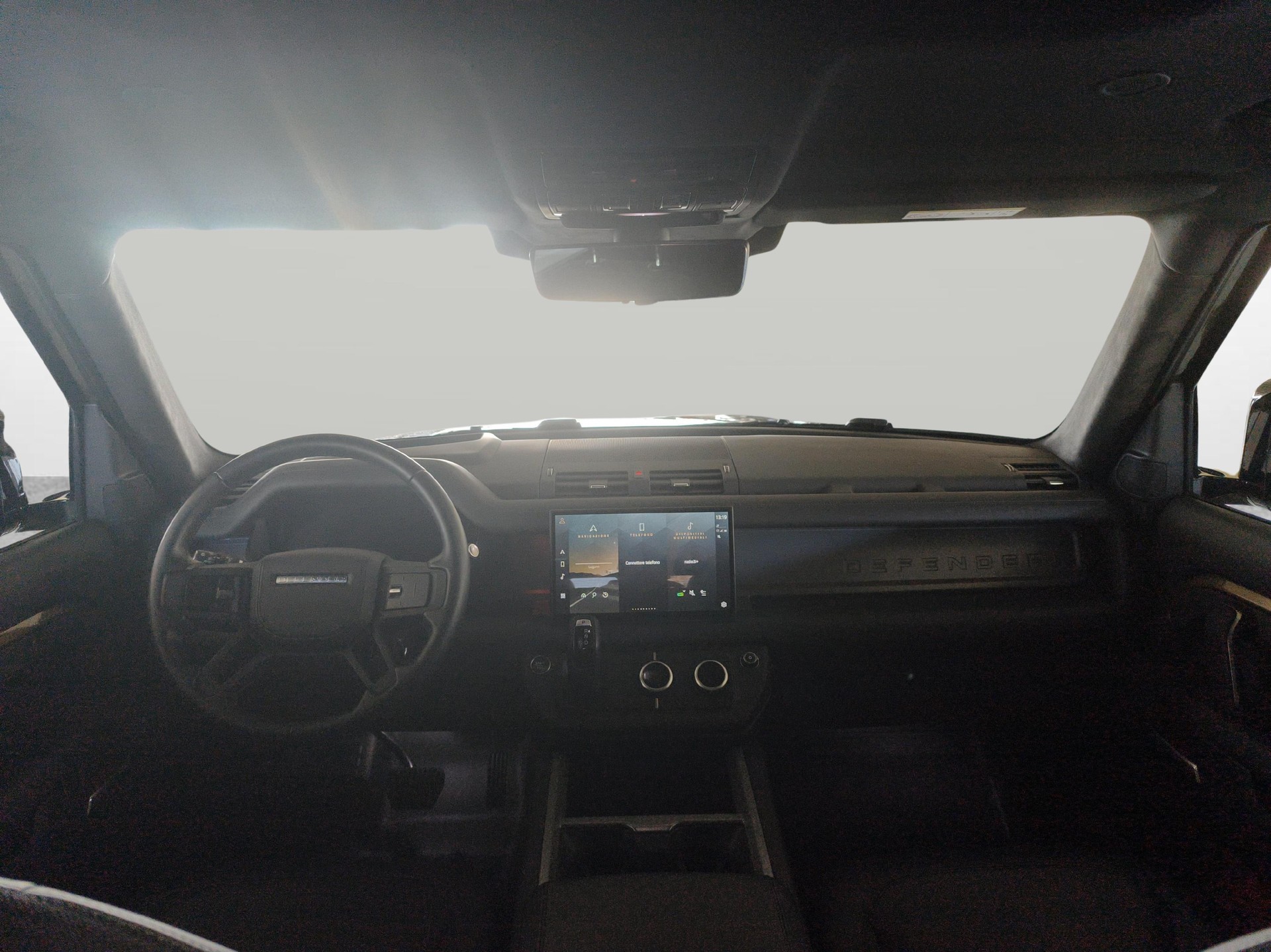 LAND ROVER Defender 130 3.0 D I6 300 X-Dynamic HSE - Sevizi e pneumatici invernali inclusi-image-8