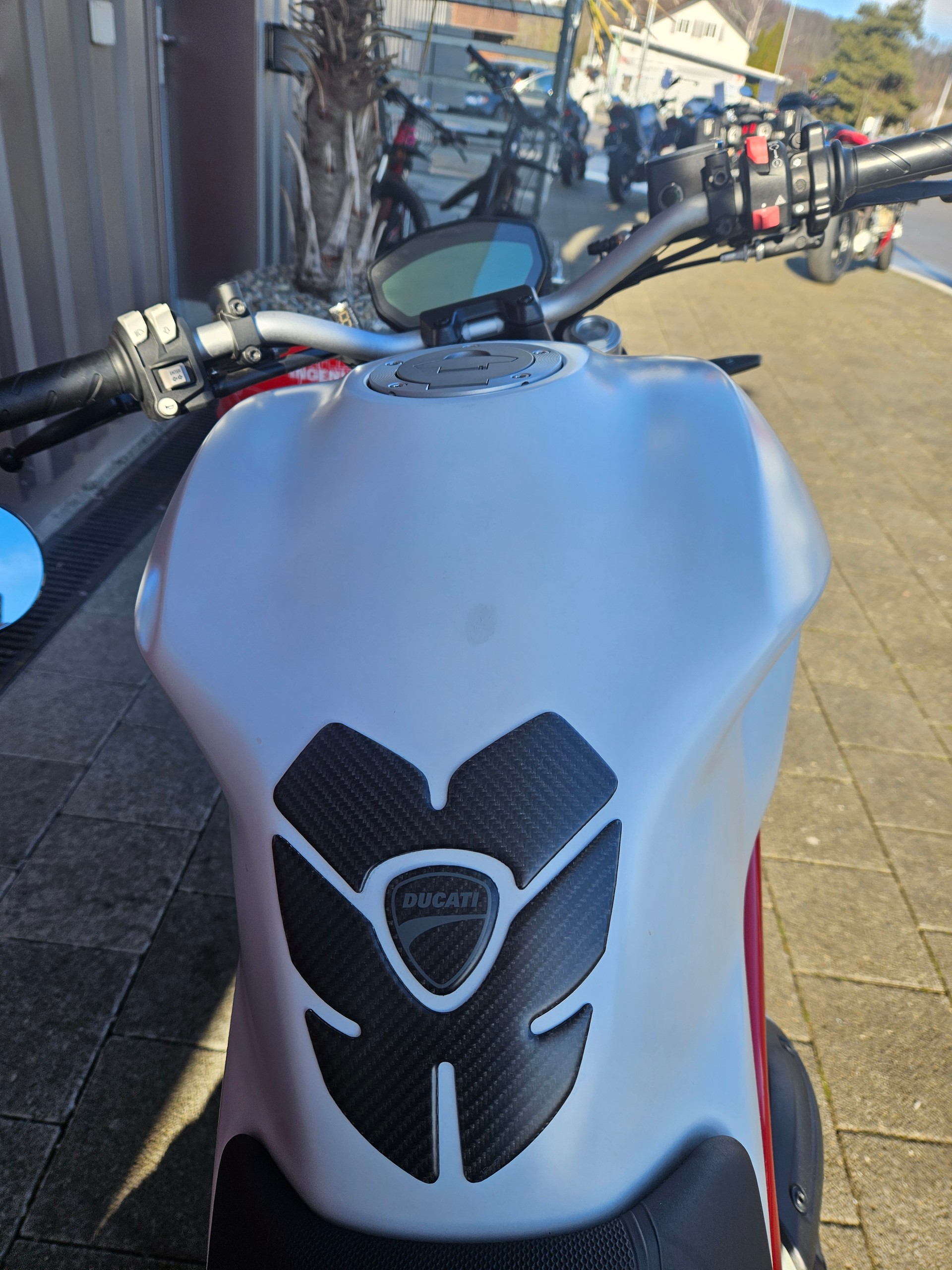 DUCATI Monster 797-image-11