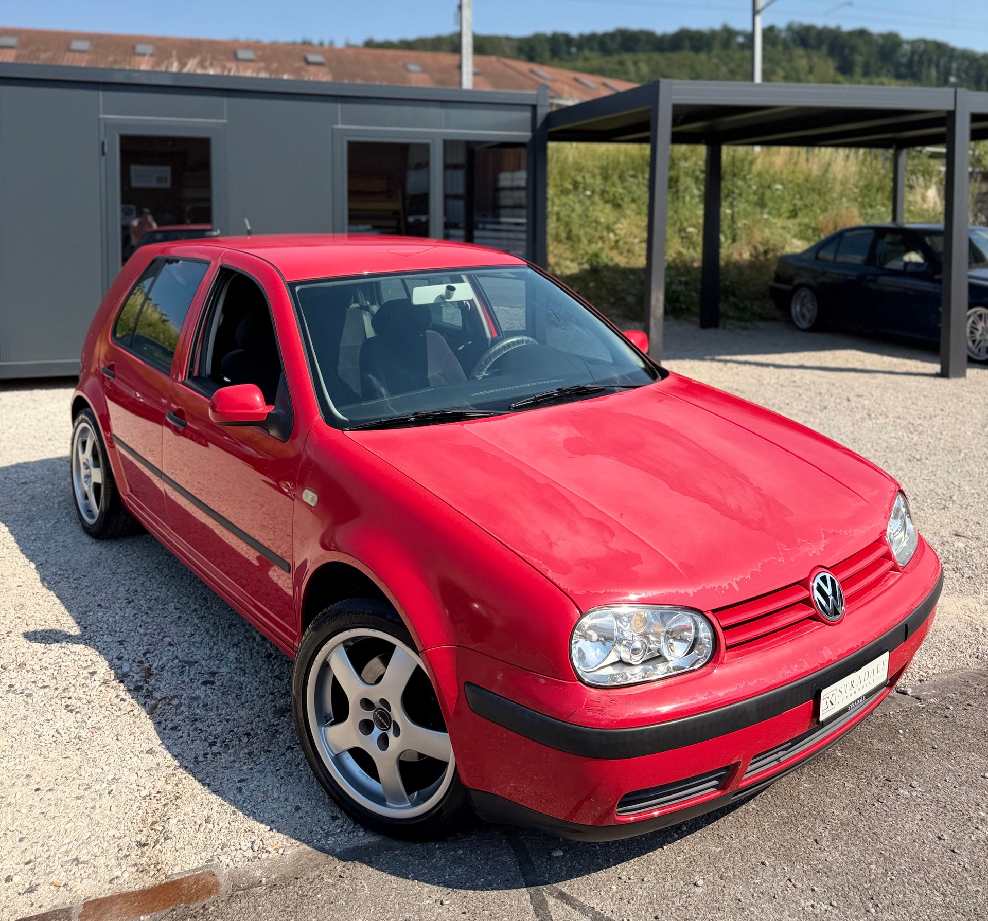 VW Golf 2.0 Comfortline **Automat**-image-0