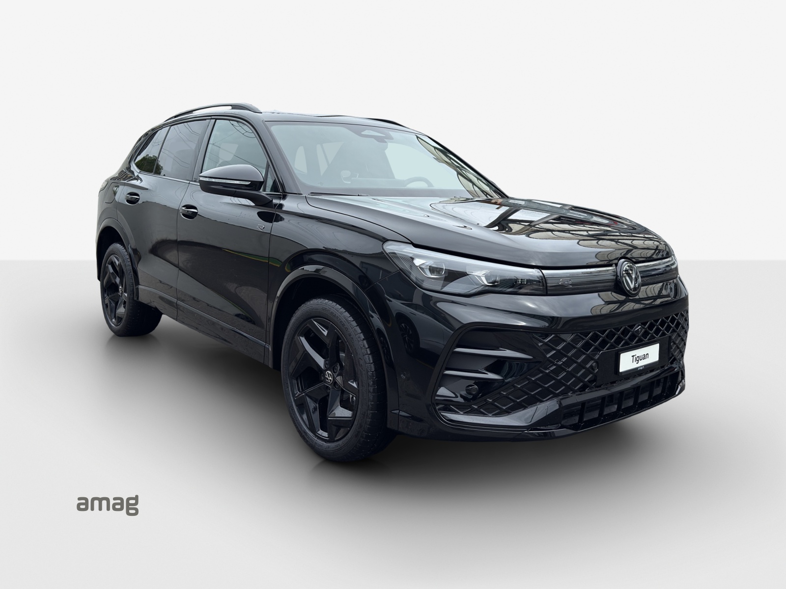 VW Tiguan 2.0 TSI DSG R-Line 4Motion-image-5