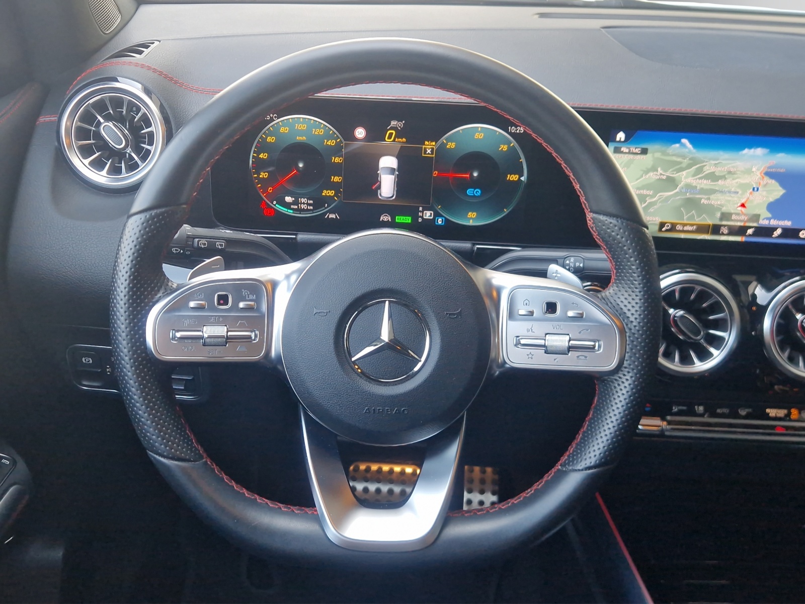MERCEDES-BENZ EQA 250 AMG Line AMG Line-image-11