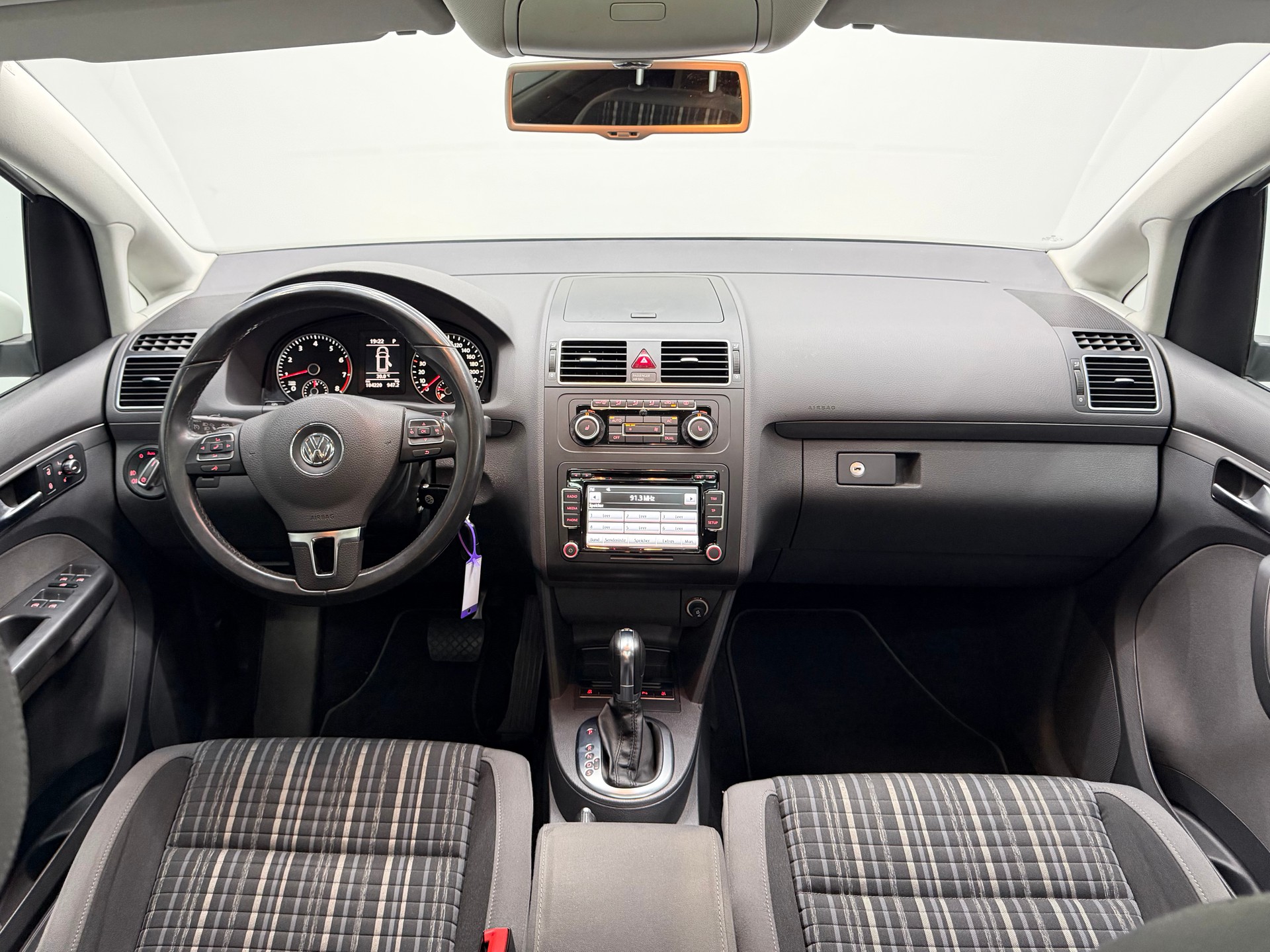 VW CrossTouran 1.4 TSI DSG-image-9