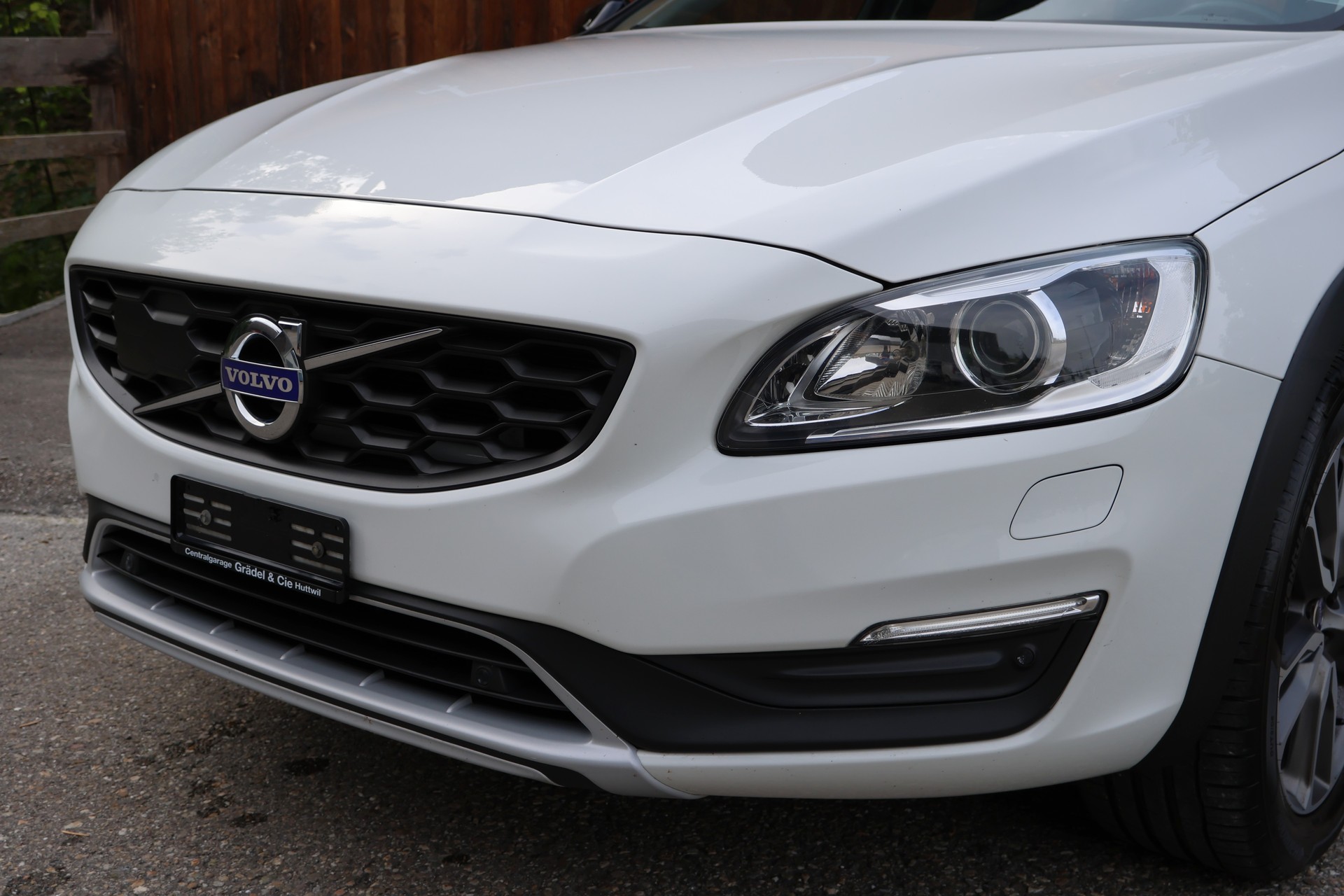 VOLVO V60 Cross Country T5 AWD Summum Geartronic-image-14